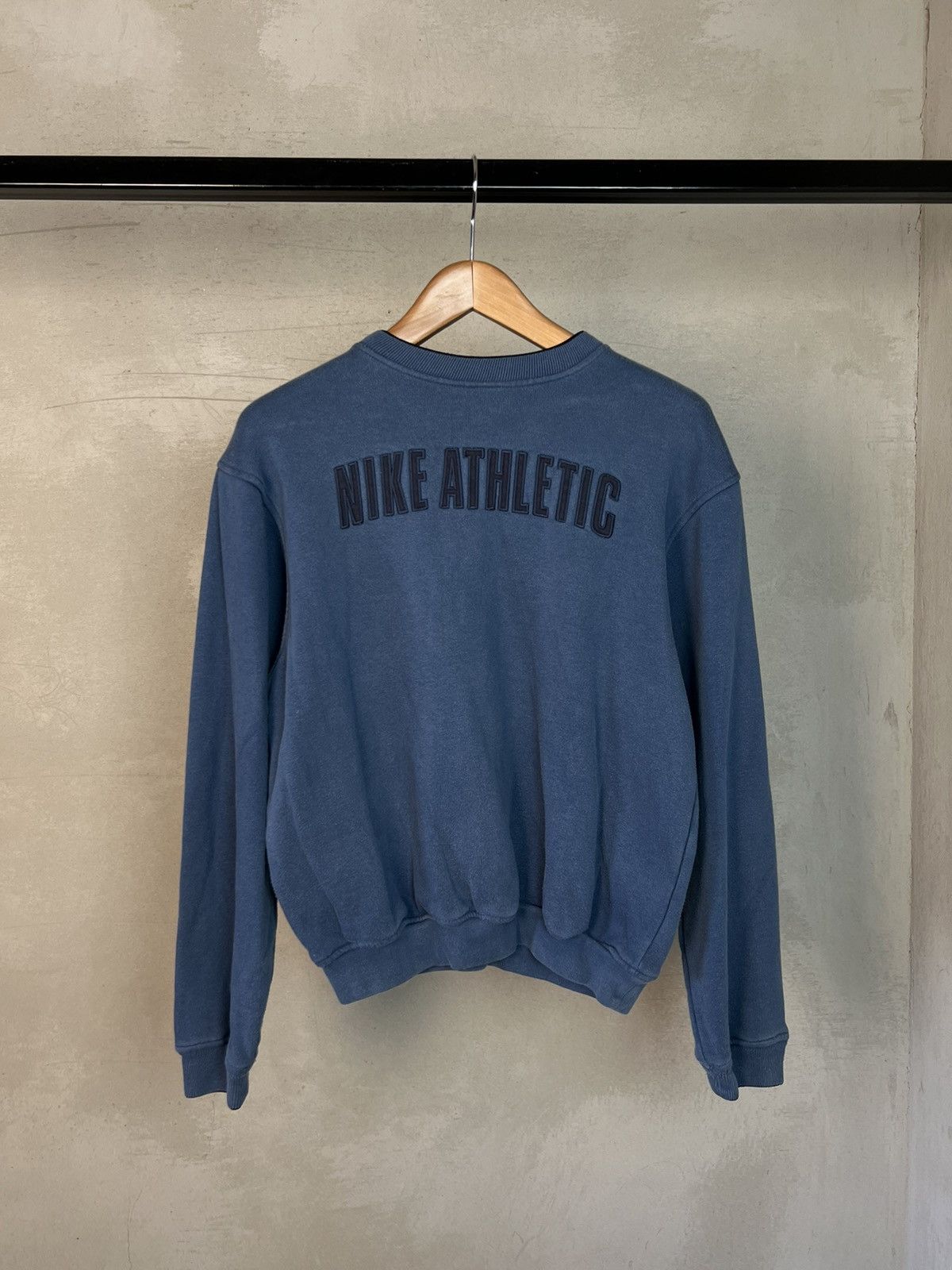 Nike × Vintage Vintage Nike Athletic 90’s Sweatshirt Big Logo Size US S / EU 44-46 / 1 - 1 Thumbnail