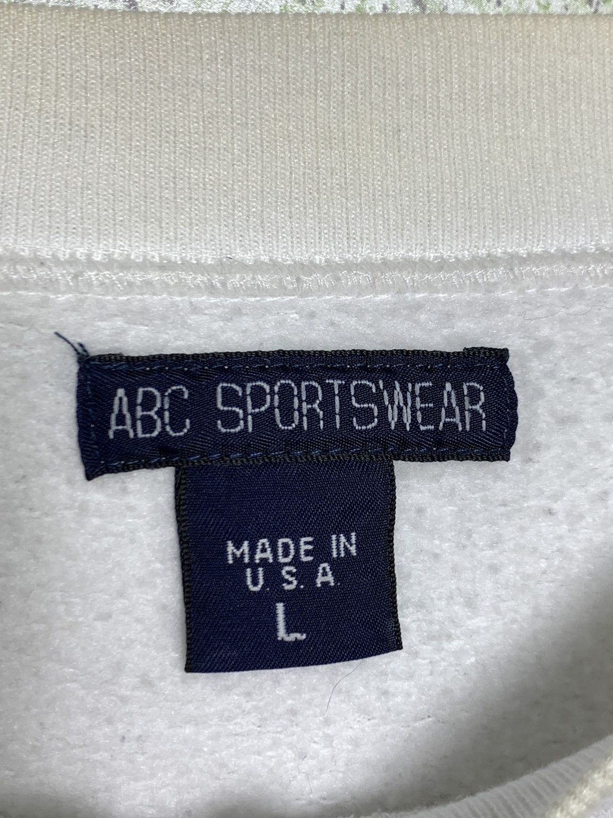 Vintage Vintage ABC Usa Hawaii Sportswear Crewneck Sweatshirt Size US L / EU 52-54 / 3 - 6 Thumbnail