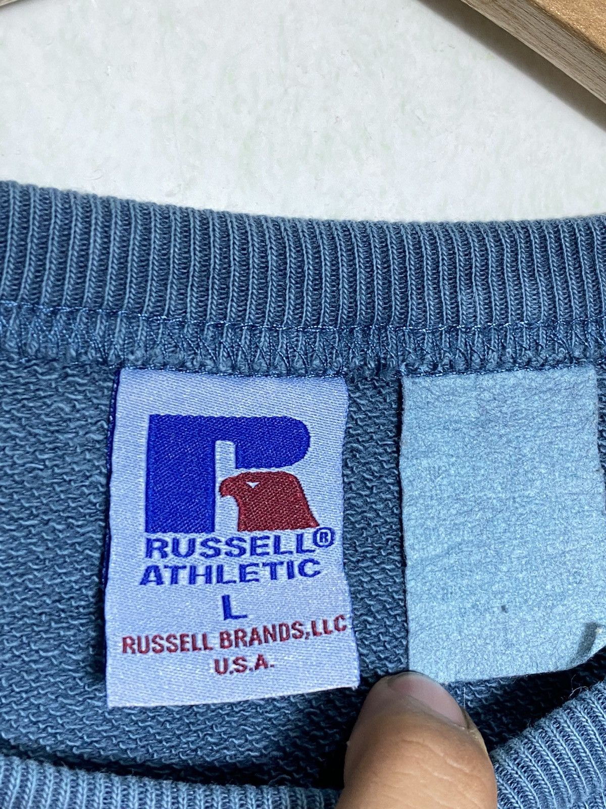 Russell Athletic Vintage Sunfaded Russell Athletic Crewneck Sweatshirt Size US L / EU 52-54 / 3 - 5 Thumbnail
