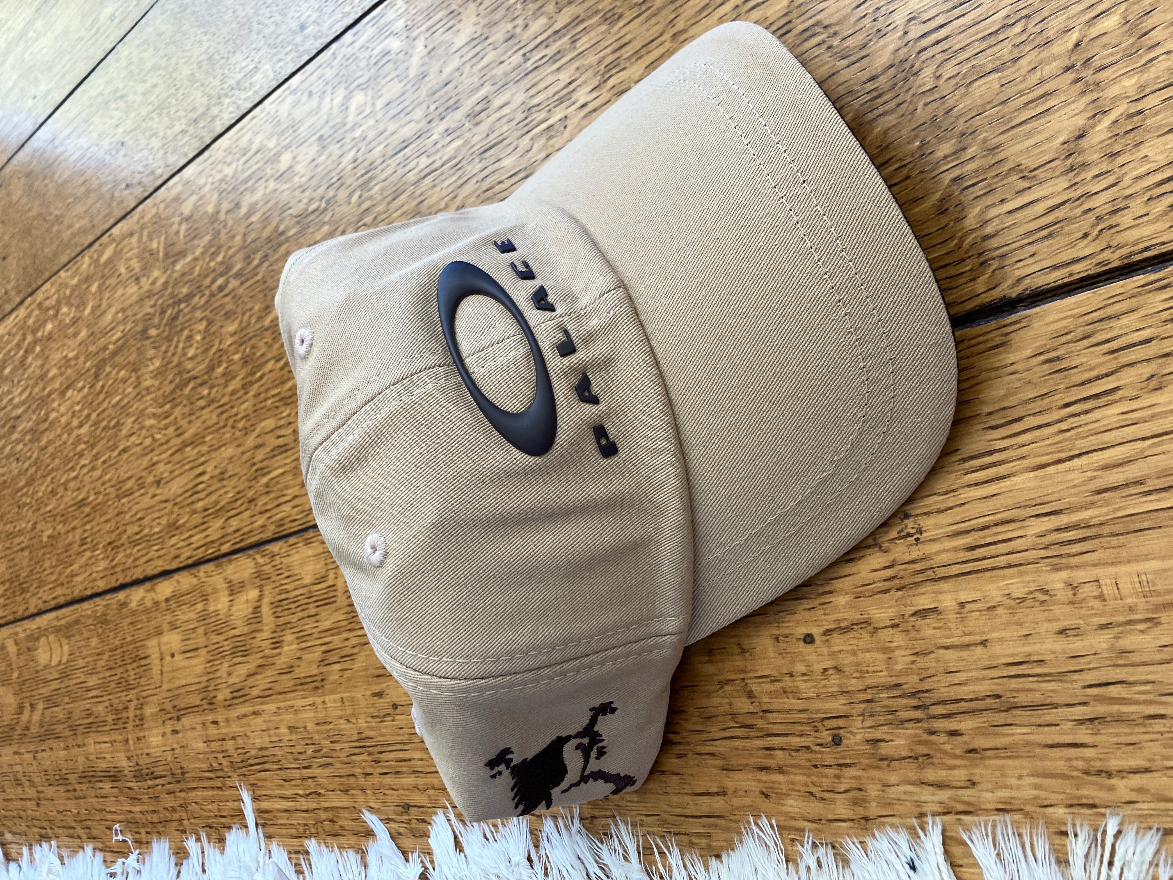 Palace PALACE OAKLEY 6-PANEL SAND / BROWN | Grailed