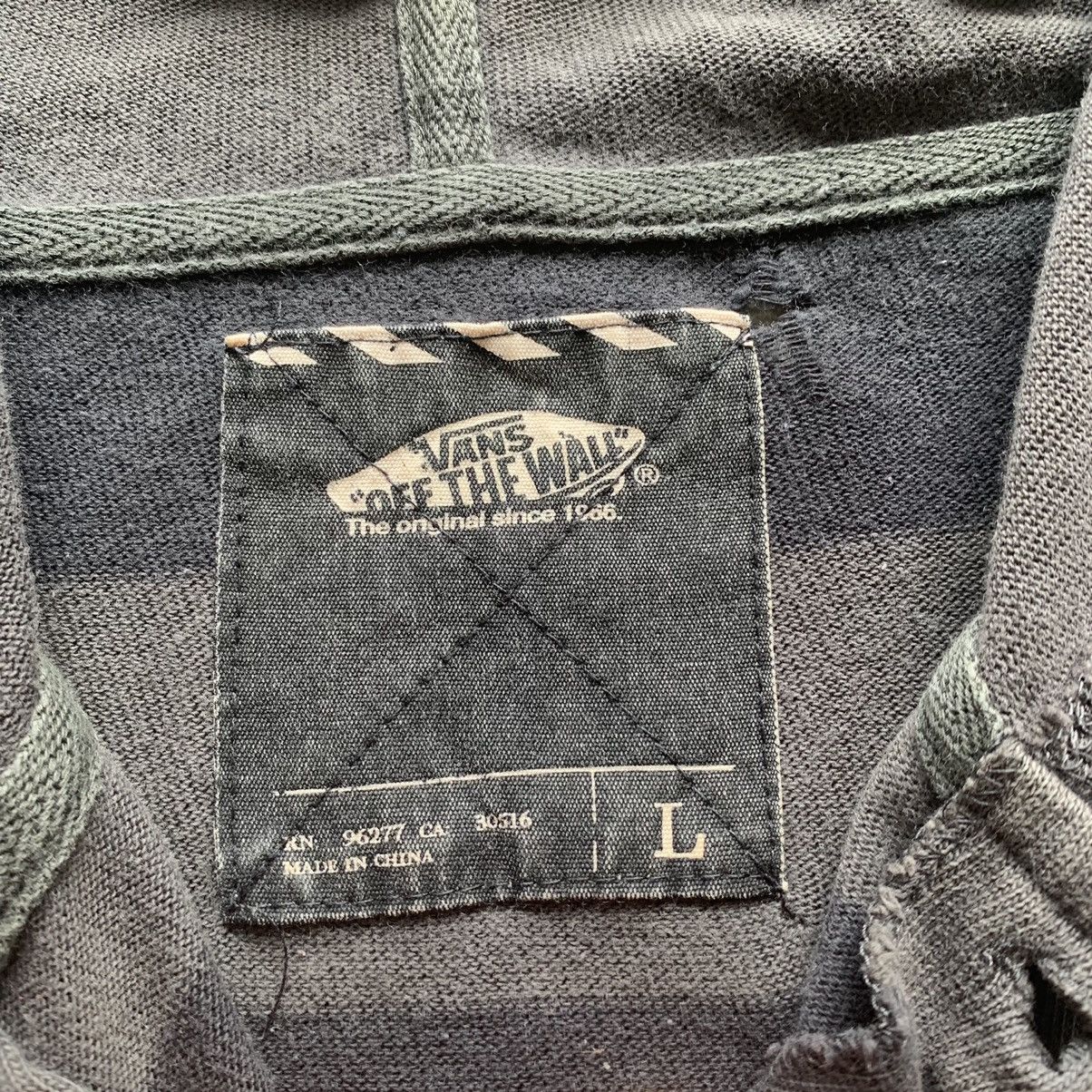 Other Vans suitable for skate hoodie style minor distressed Size US L / EU 52-54 / 3 - 6 Thumbnail