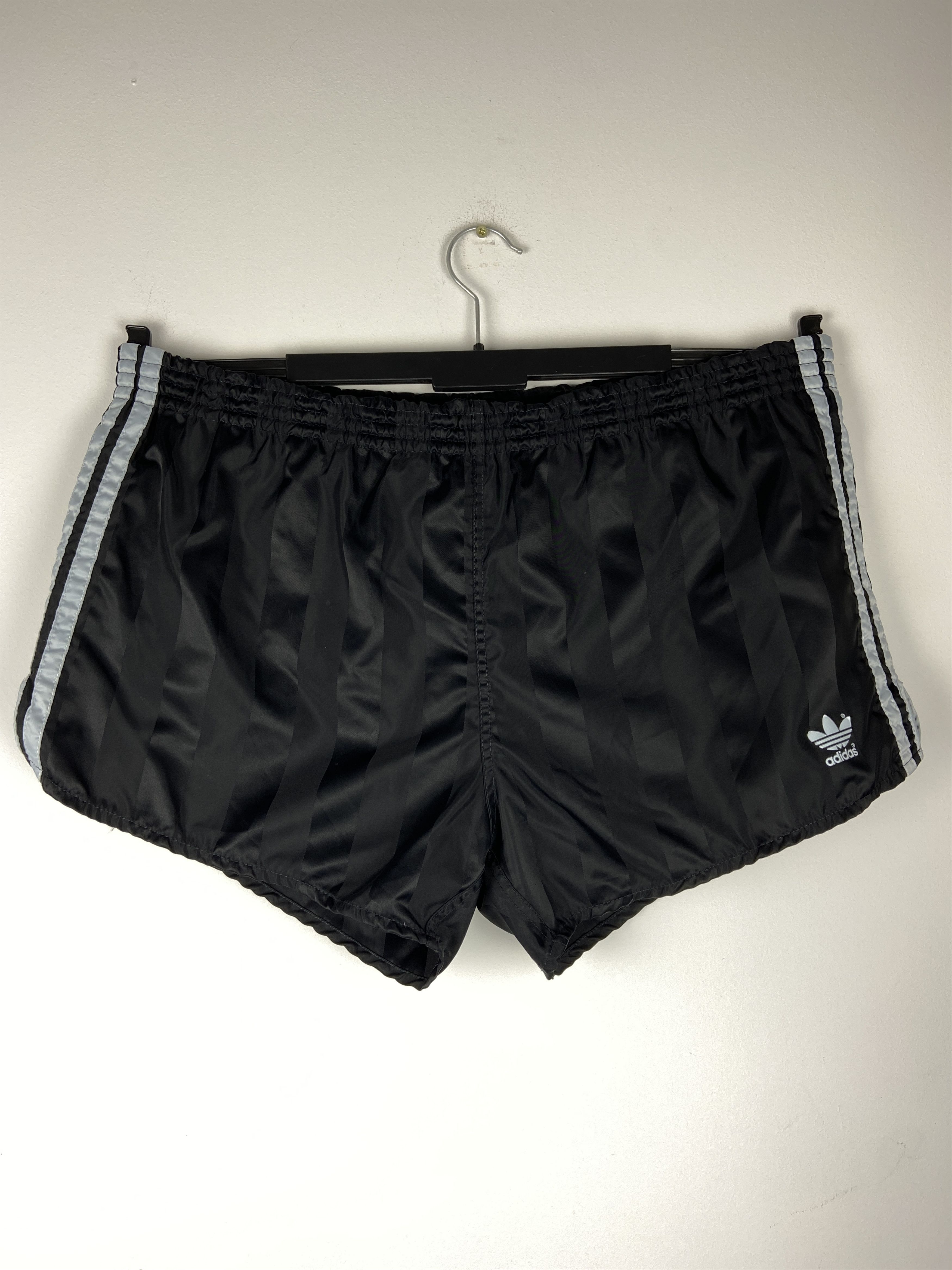 Adidas 80s Vintage Adidas Sprinter Made In Yugoslavia Shorts Size US 34 / EU 50 - 2 Thumbnail