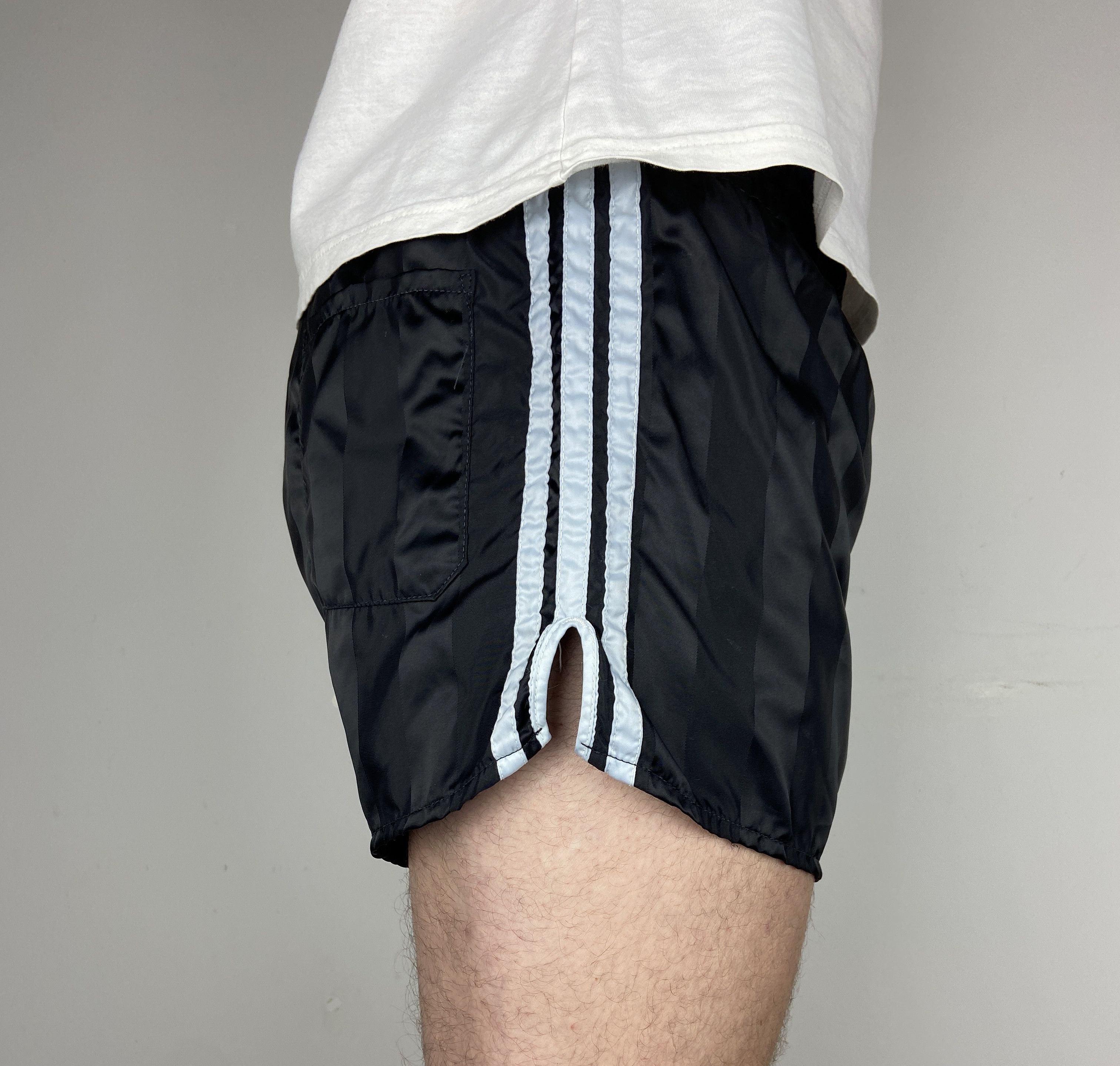Adidas 80s Vintage Adidas Sprinter Made In Yugoslavia Shorts Size US 34 / EU 50 - 7 Thumbnail
