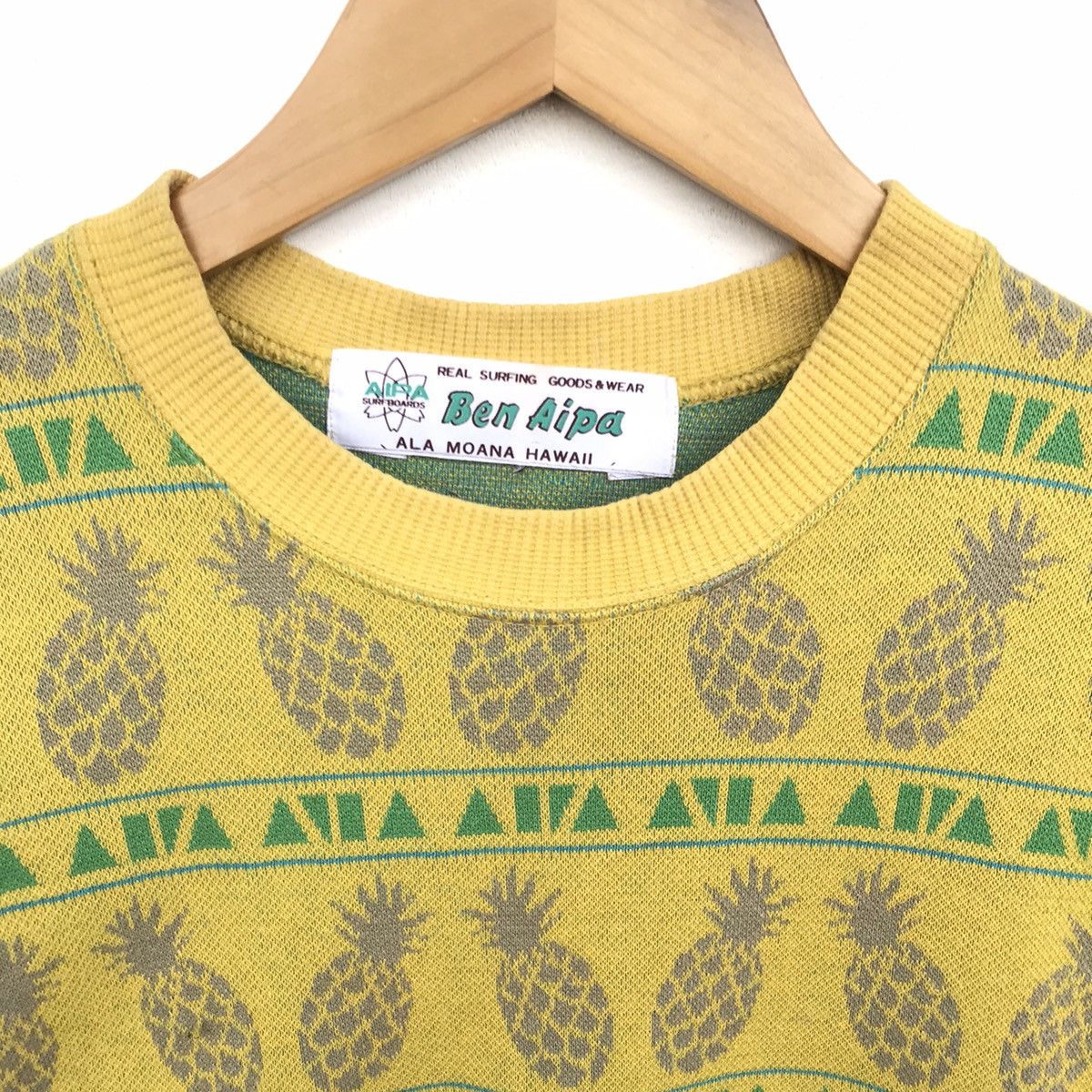 Vintage Vintage sweatshirt pineapple monogram Size US M / EU 48-50 / 2 - 3 Thumbnail