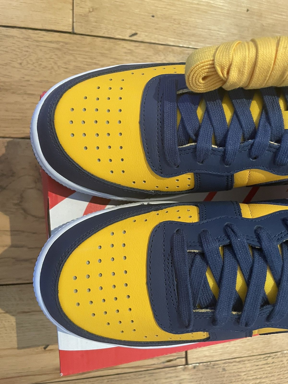 Nike Nike Terminator Low OG Michigan Size US 9 / EU 42 - 6 Thumbnail