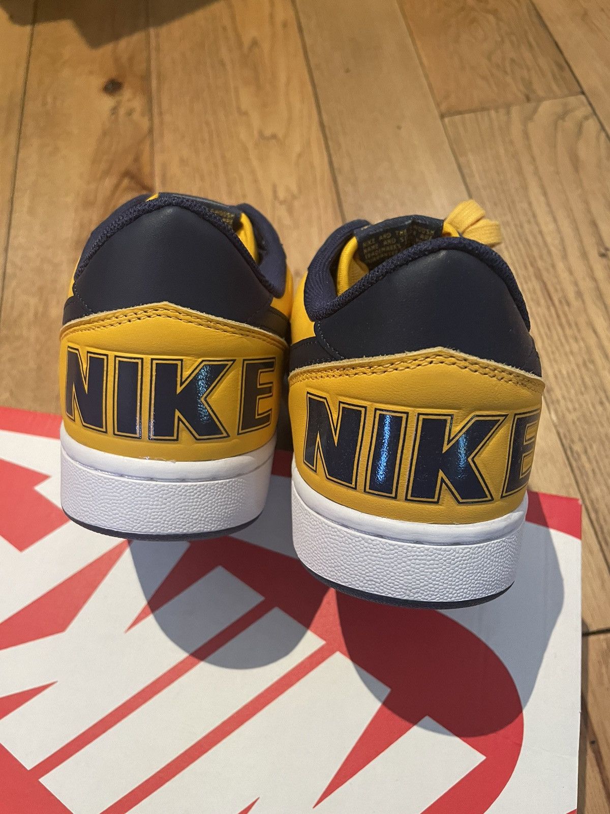 Nike Nike Terminator Low OG Michigan Size US 9 / EU 42 - 10 Thumbnail