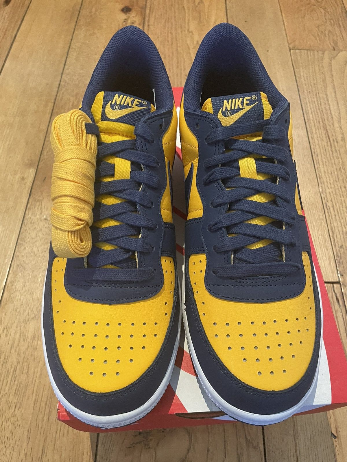 Nike Nike Terminator Low OG Michigan Size US 9 / EU 42 - 4 Thumbnail