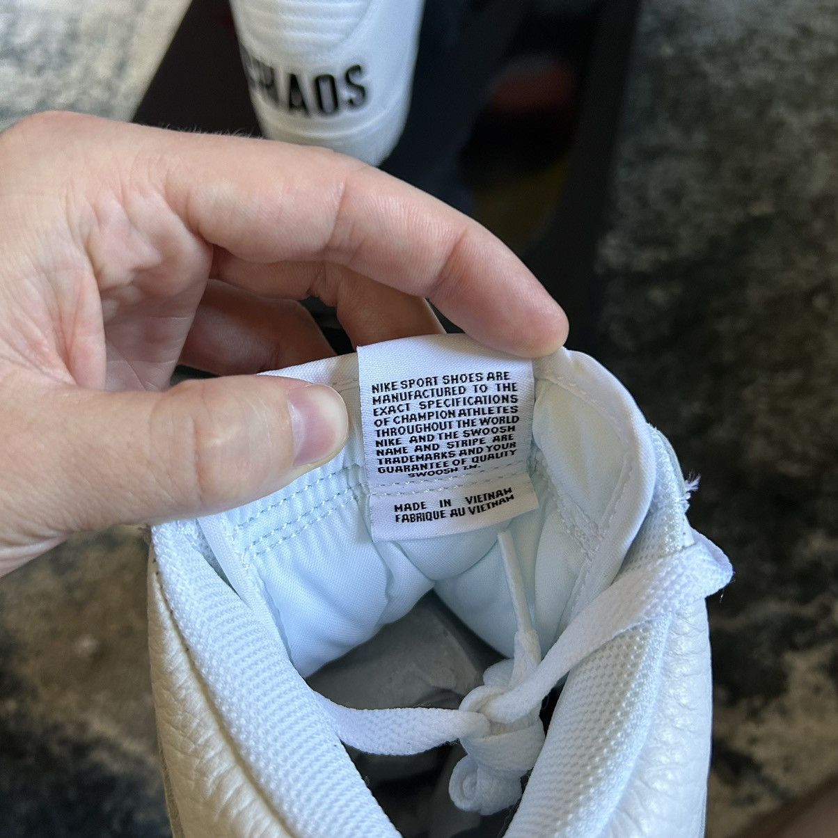 Jun Takahashi NiKE DUNK Hi 1985 UNDERCOVER STORE EXCLUSiVE CHAOS BALANCE Size US 8.5 / EU 41-42 - 14 Thumbnail