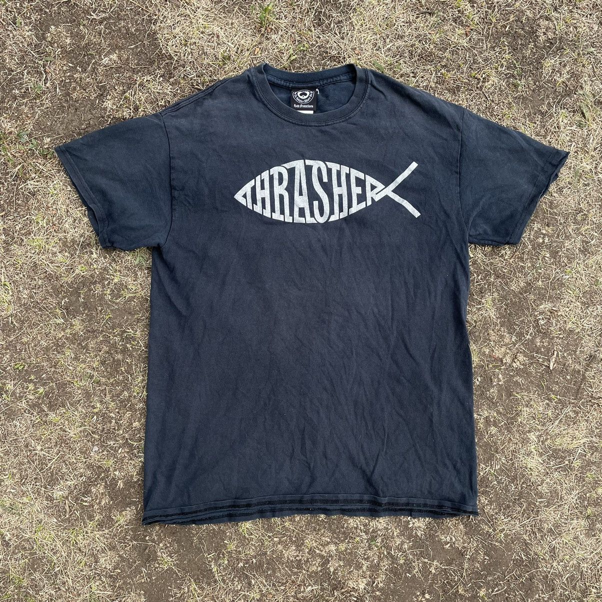 Vintage Vintage Y2K Thrasher Fish Logo Skate Wear Sun Faded Size US S / EU 44-46 / 1 - 1 Thumbnail