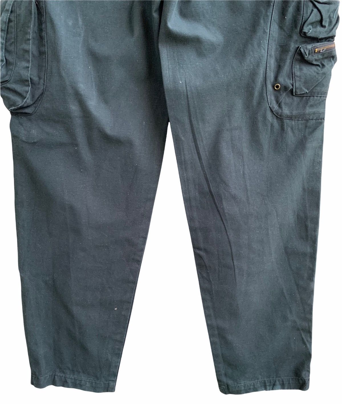 Japanese Brand Japanese Brand Varosh Multiple Pocket Cargo Pants Size US 32 / EU 48 - 12 Thumbnail