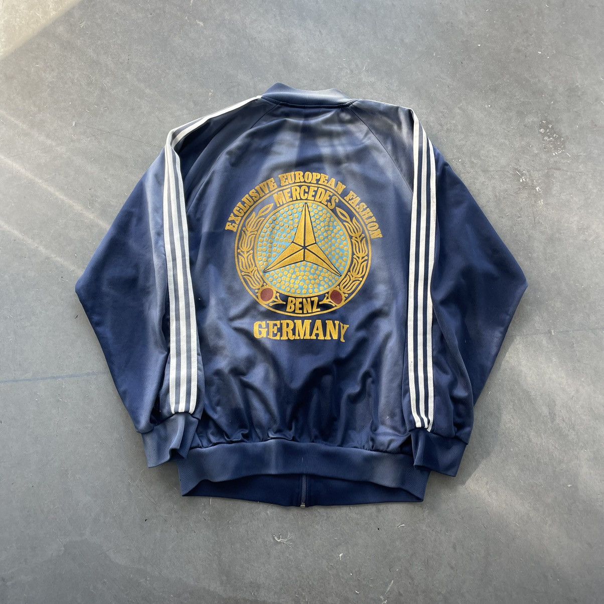 image of Crazy Vintage Mercedes Benz Jacket Essential Faded in Blue, Men's (Size XL)