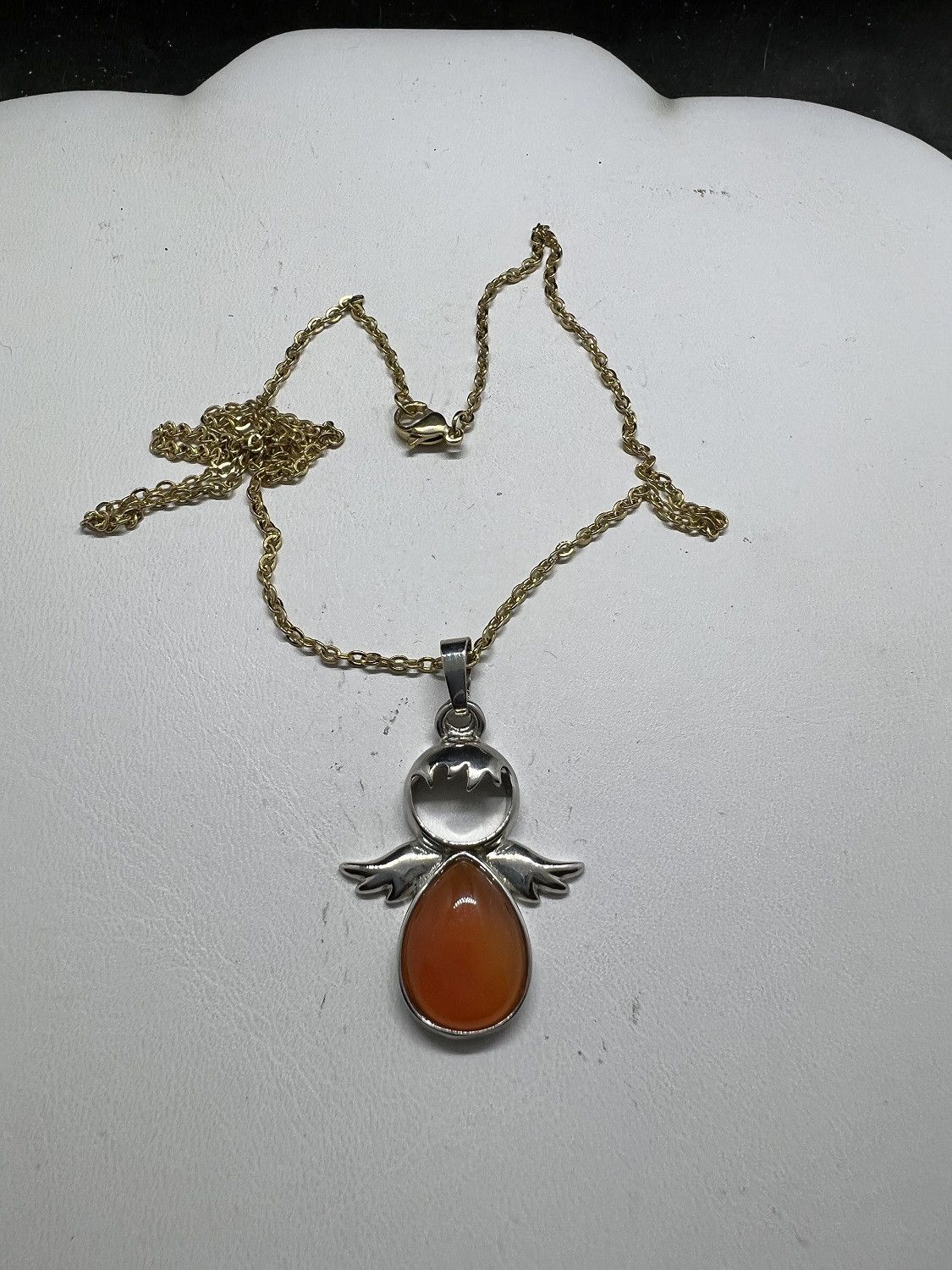 Jewelry Red Jade Angle Gold Chain Necklace Size ONE SIZE - 4 Thumbnail