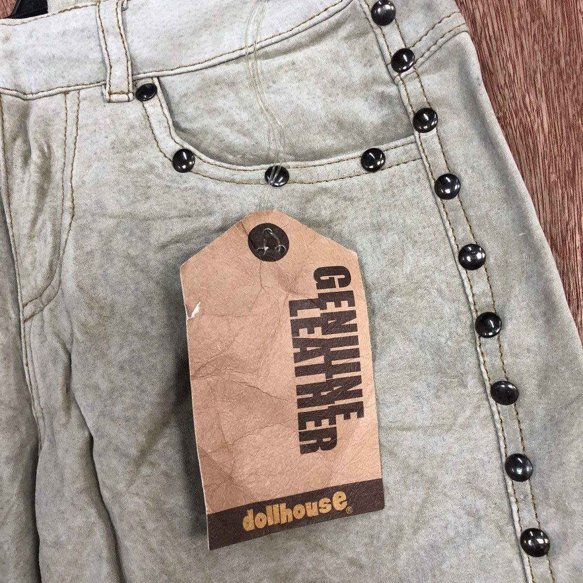 Genuine Leather DL DollHouse Light Grey Leather Pants #2670 Size 25" / US 0 / IT 36 - 5 Thumbnail