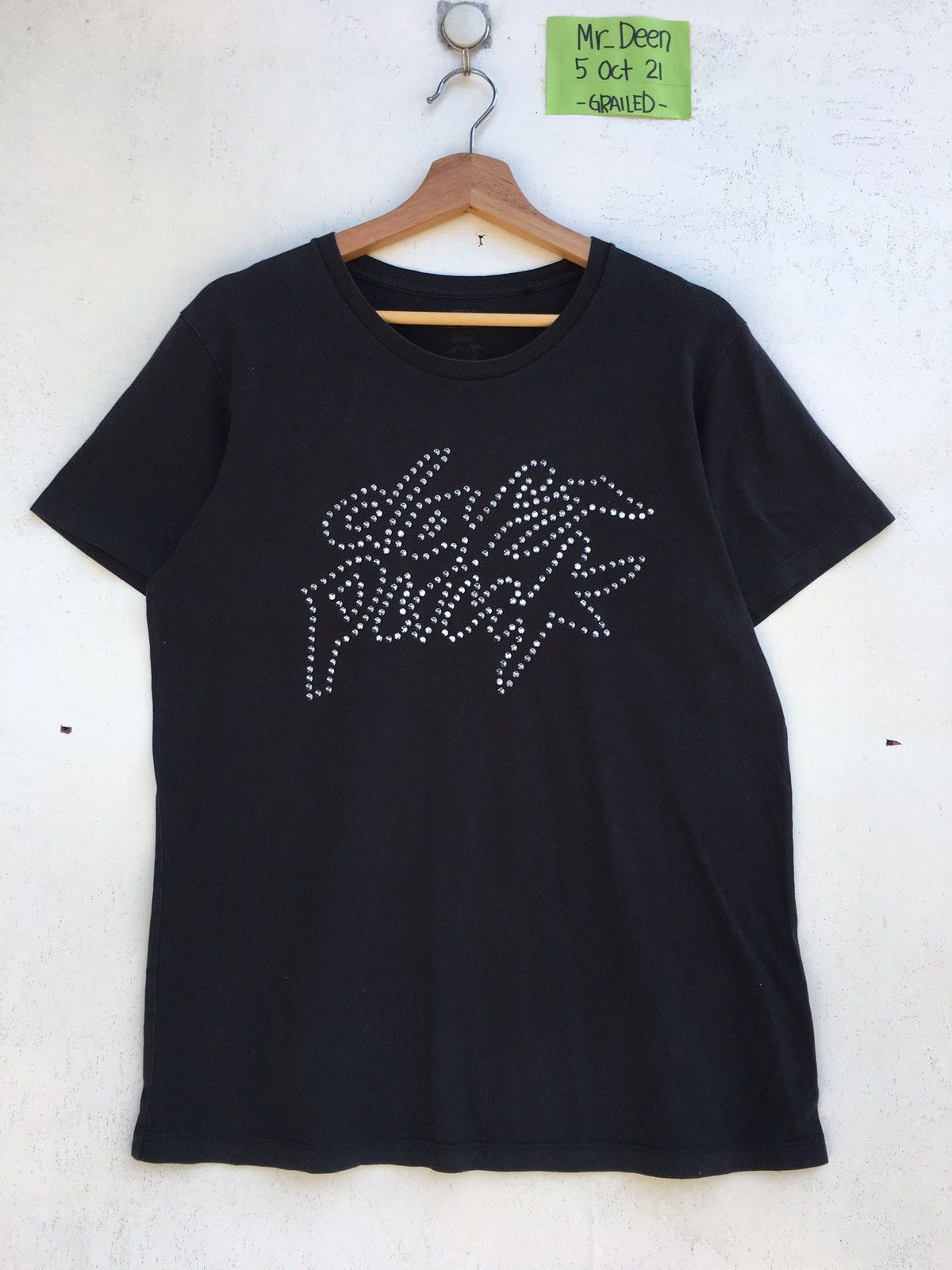 Band Tees Rare Uniqlo x Daft Punk 3D Logo Tshirt Size US S / EU 44-46 / 1 - 2 Thumbnail