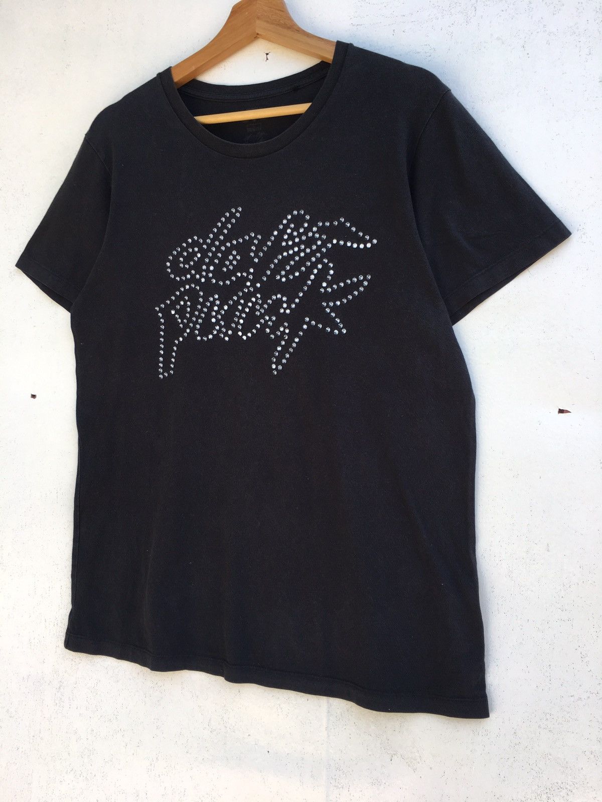 Band Tees Rare Uniqlo x Daft Punk 3D Logo Tshirt Size US S / EU 44-46 / 1 - 4 Thumbnail