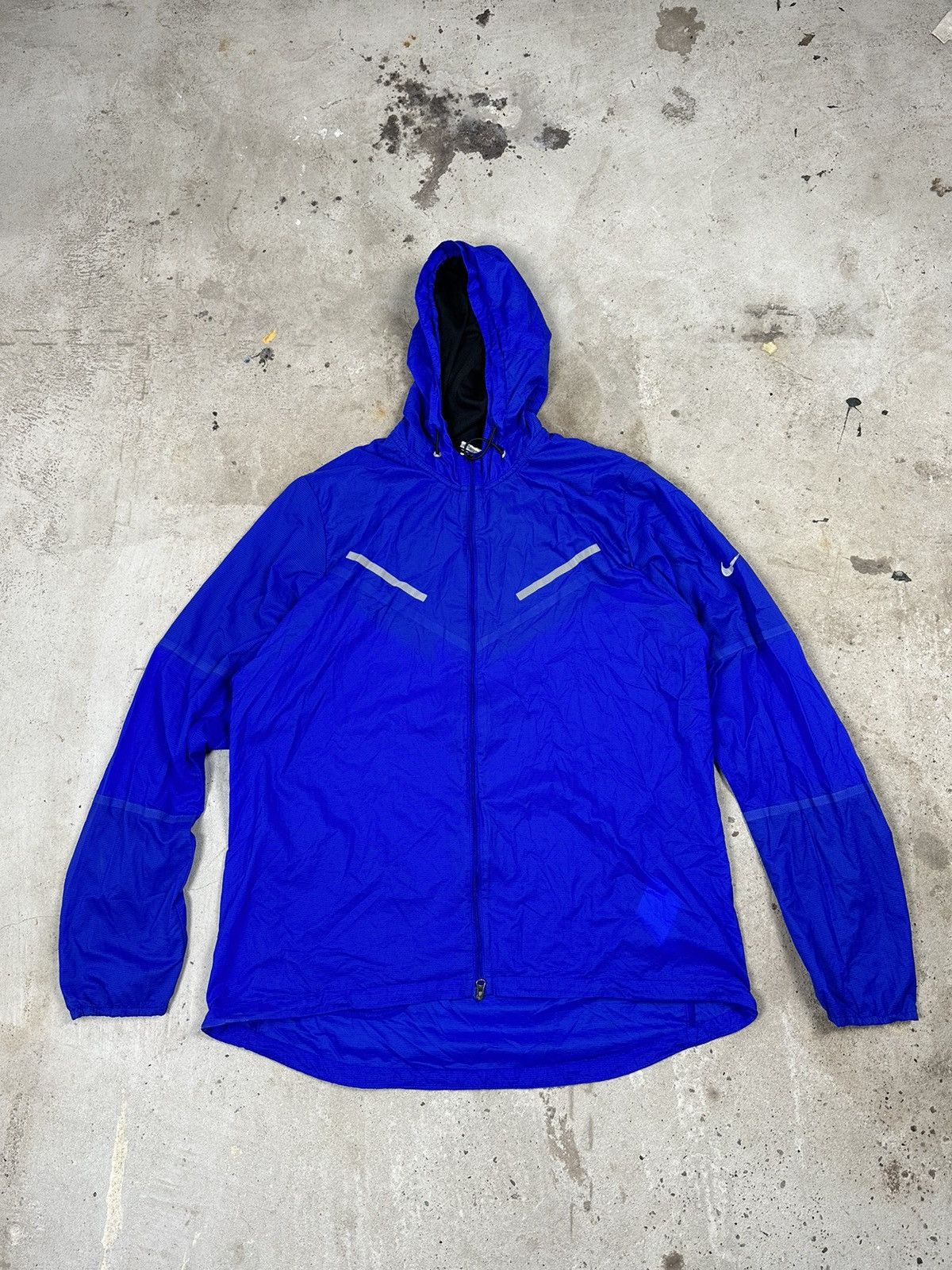 Nike × Vintage Vintage Nike Blue Track Light Jacket Swoosh Running Size US XL / EU 56 / 4 - 2 Thumbnail