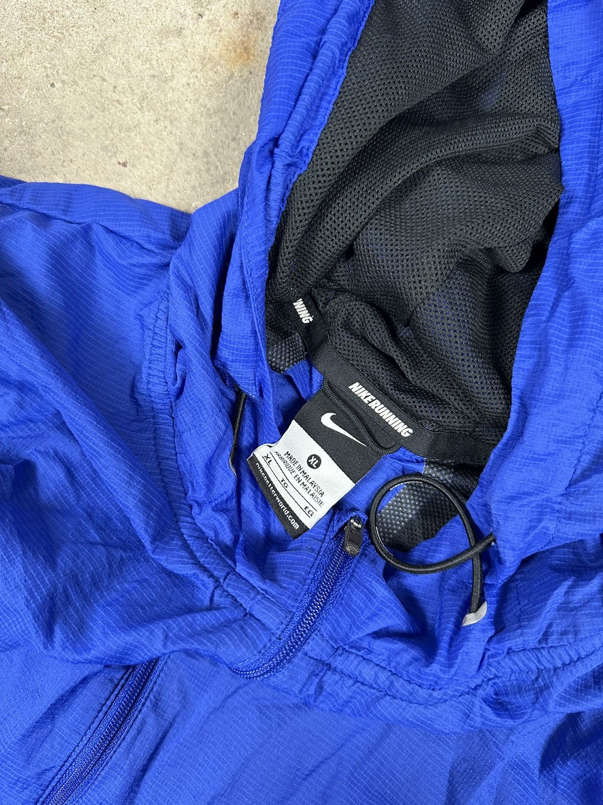 Nike × Vintage Vintage Nike Blue Track Light Jacket Swoosh Running Size US XL / EU 56 / 4 - 5 Thumbnail