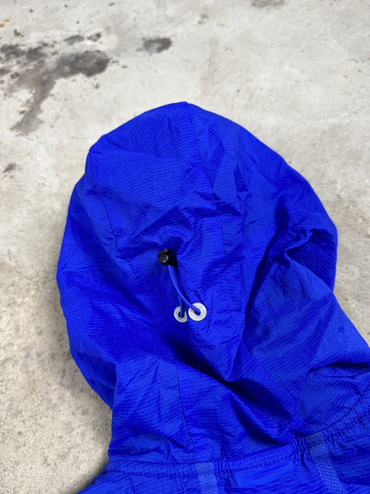 Nike × Vintage Vintage Nike Blue Track Light Jacket Swoosh Running Size US XL / EU 56 / 4 - 7 Thumbnail