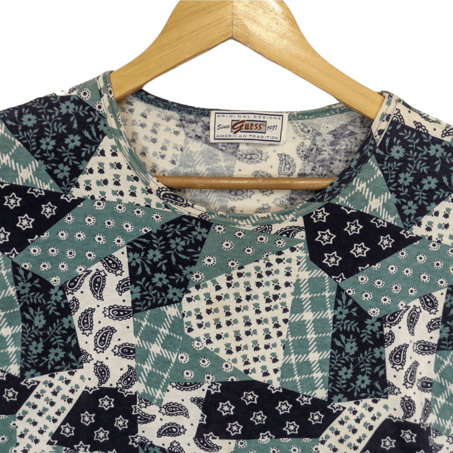 Guess Vintage GUESS Full Print Monogram Abstract Tee Size US M / EU 48-50 / 2 - 4 Thumbnail