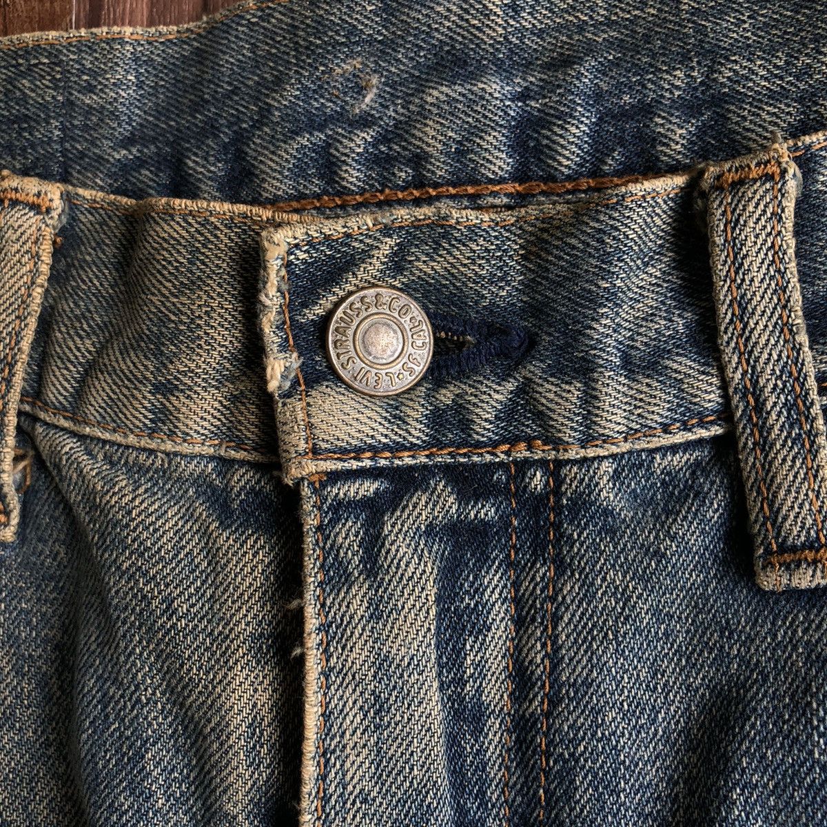 Levi's × Vintage Vintage 90’s Levis 502 Big E Distressed Selvedge Jeans Size US 32 / EU 48 - 5 Thumbnail