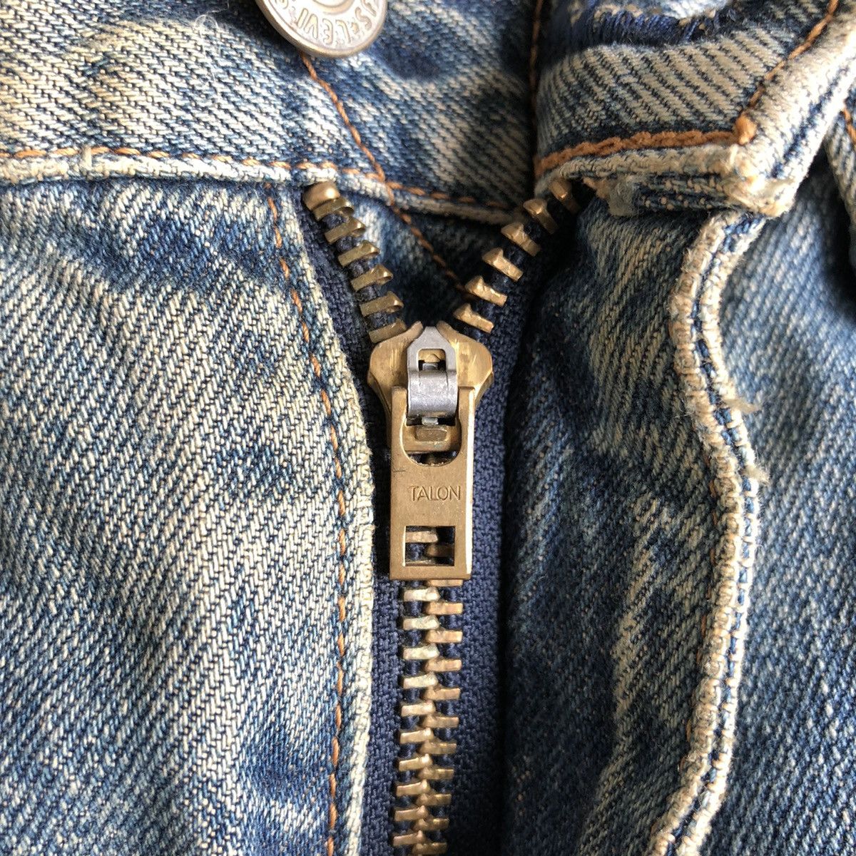 Levi's × Vintage Vintage 90’s Levis 502 Big E Distressed Selvedge Jeans Size US 32 / EU 48 - 13 Thumbnail