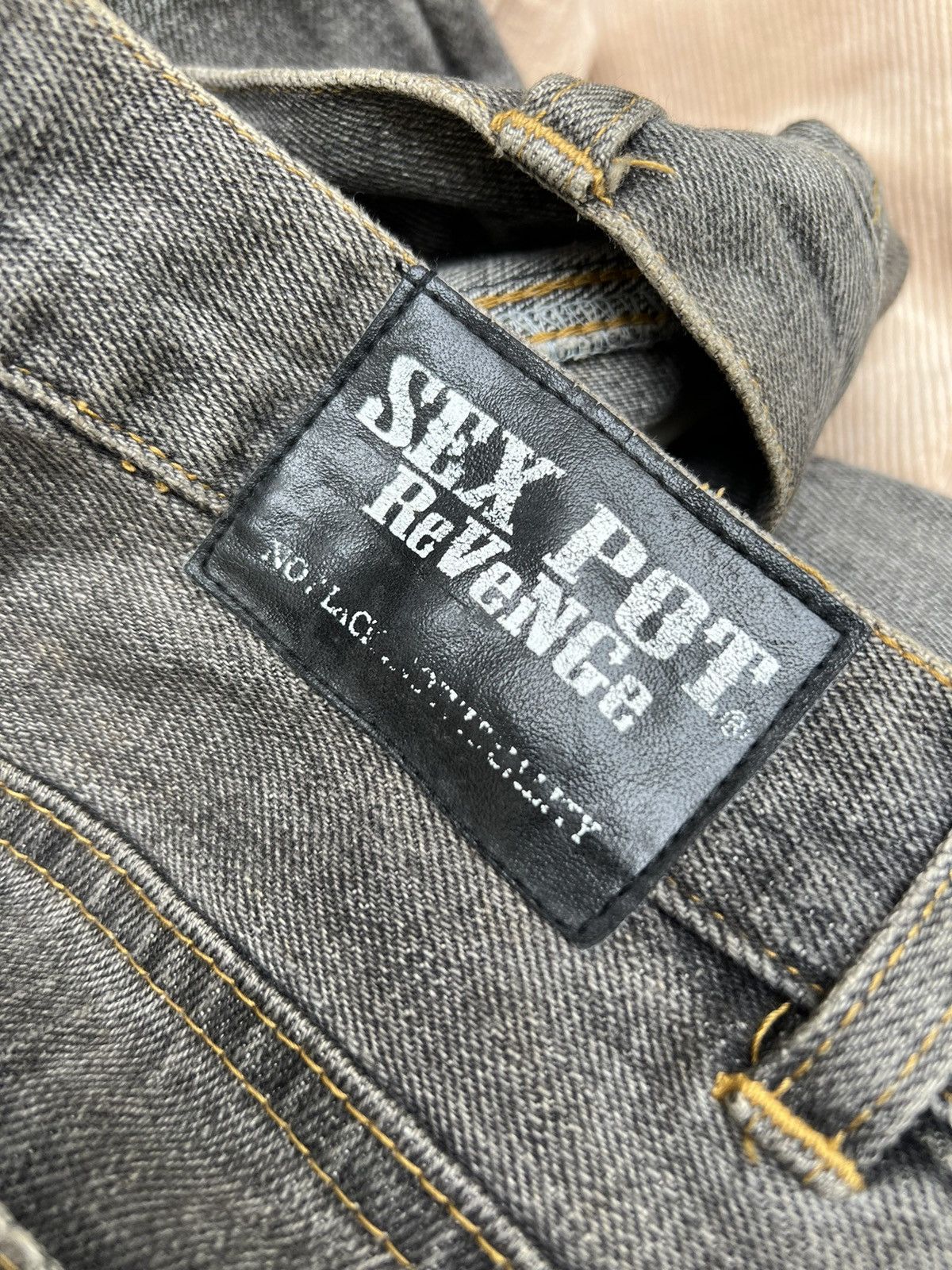 Vintage VTG SEX POT REVENGE Japan Dirty Distress Denim Patches Jeans Size US 31 - 18 Thumbnail