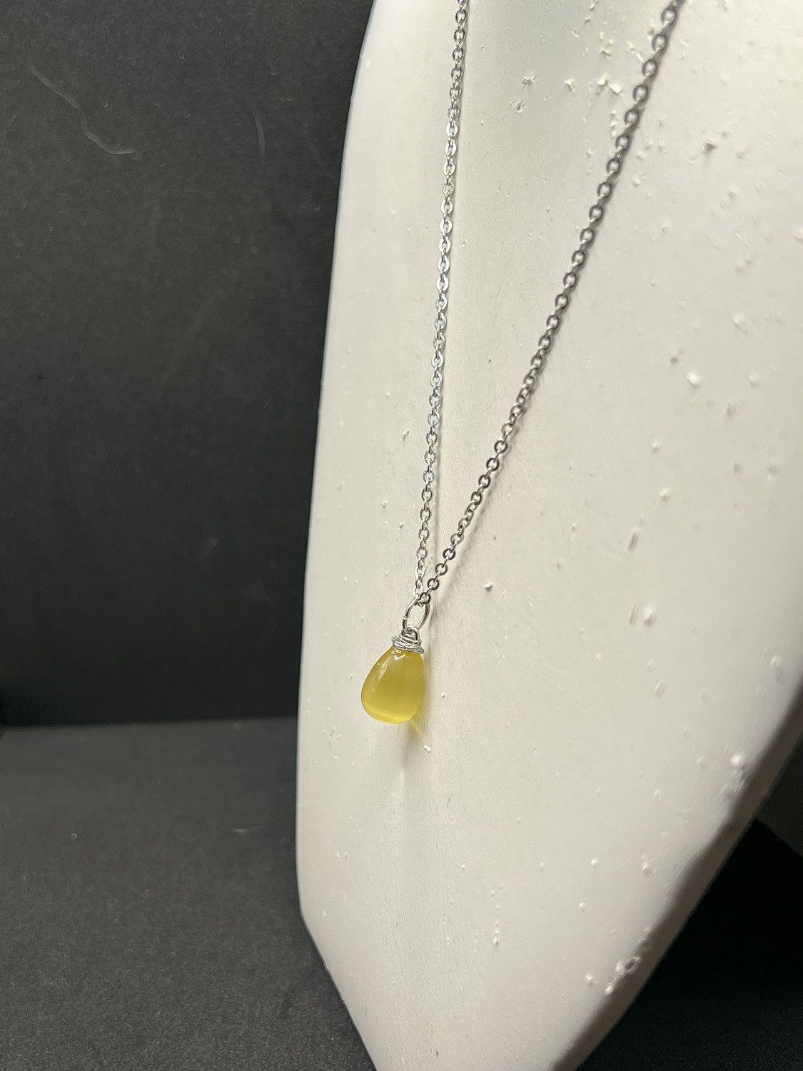 Handmade Yellow Cat eye Crystal drop stainless steel necklace Size ONE SIZE - 2 Thumbnail