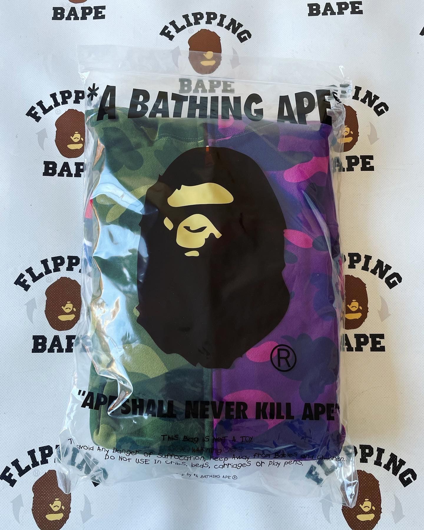 Bape BAPE COLOR CAMO SHARK FULL ZIP HOODIE SS22 Size US L / EU 52-54 / 3 - 10 Thumbnail