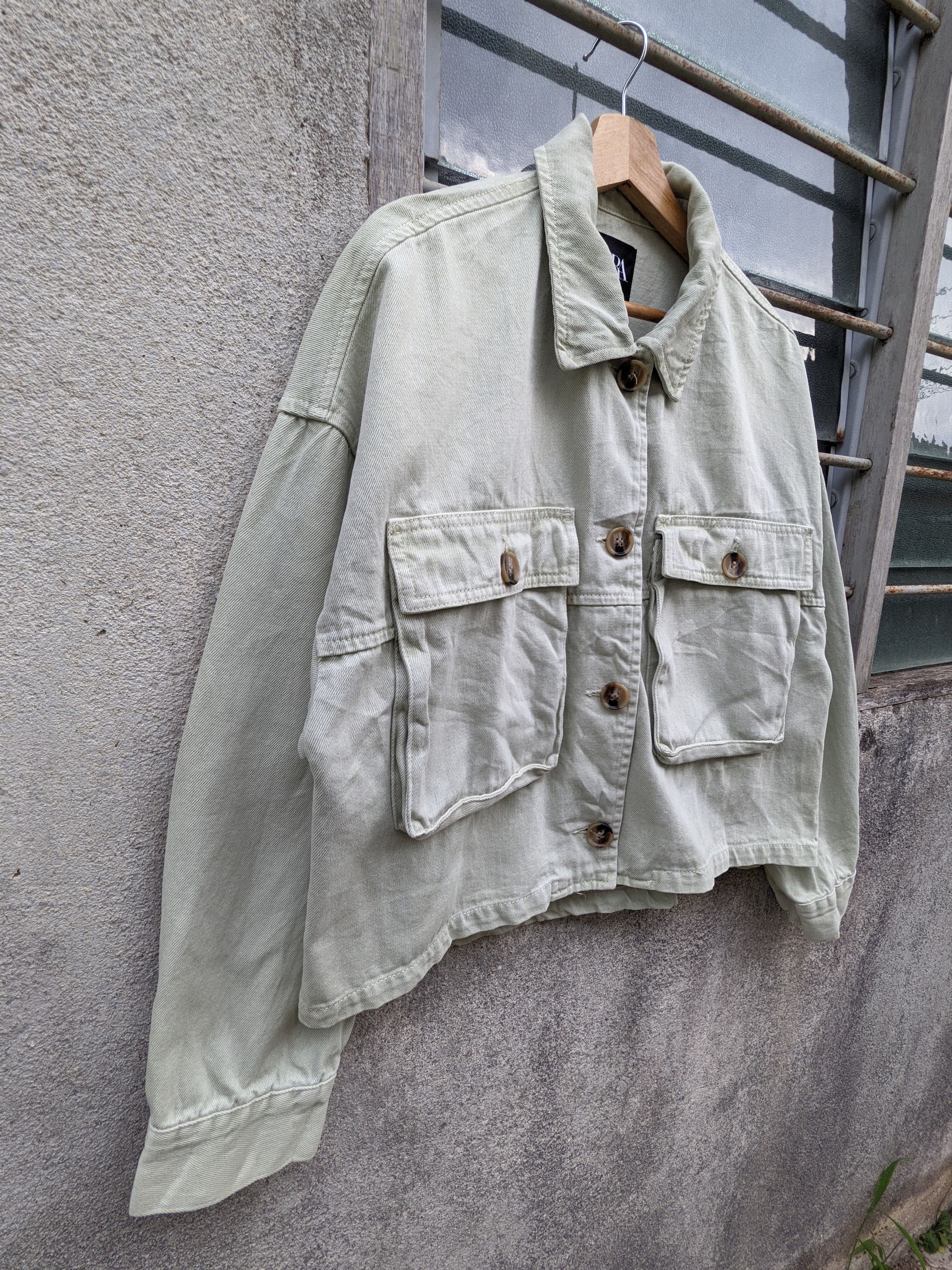 Zara Zara big pocket short denim jacket Size L / US 10 / IT 46 - 4 Thumbnail