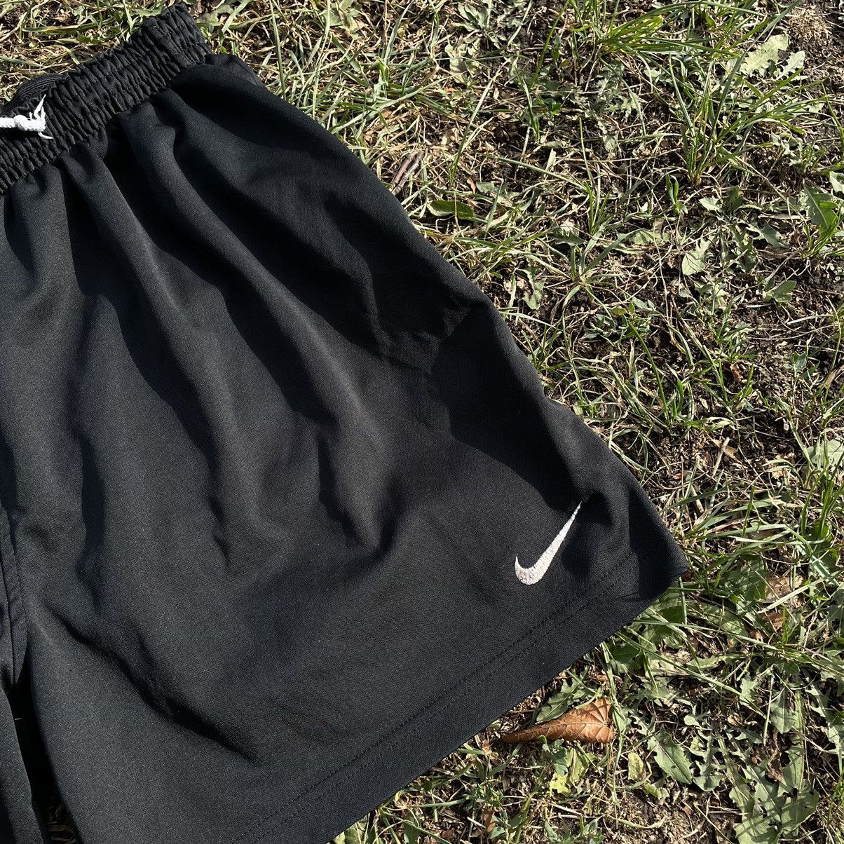 Vintage Vintage 90s Nike Swoosh Shorts Baggy Streetwear Faded 34 Size US 34 / EU 50 - 3 Thumbnail