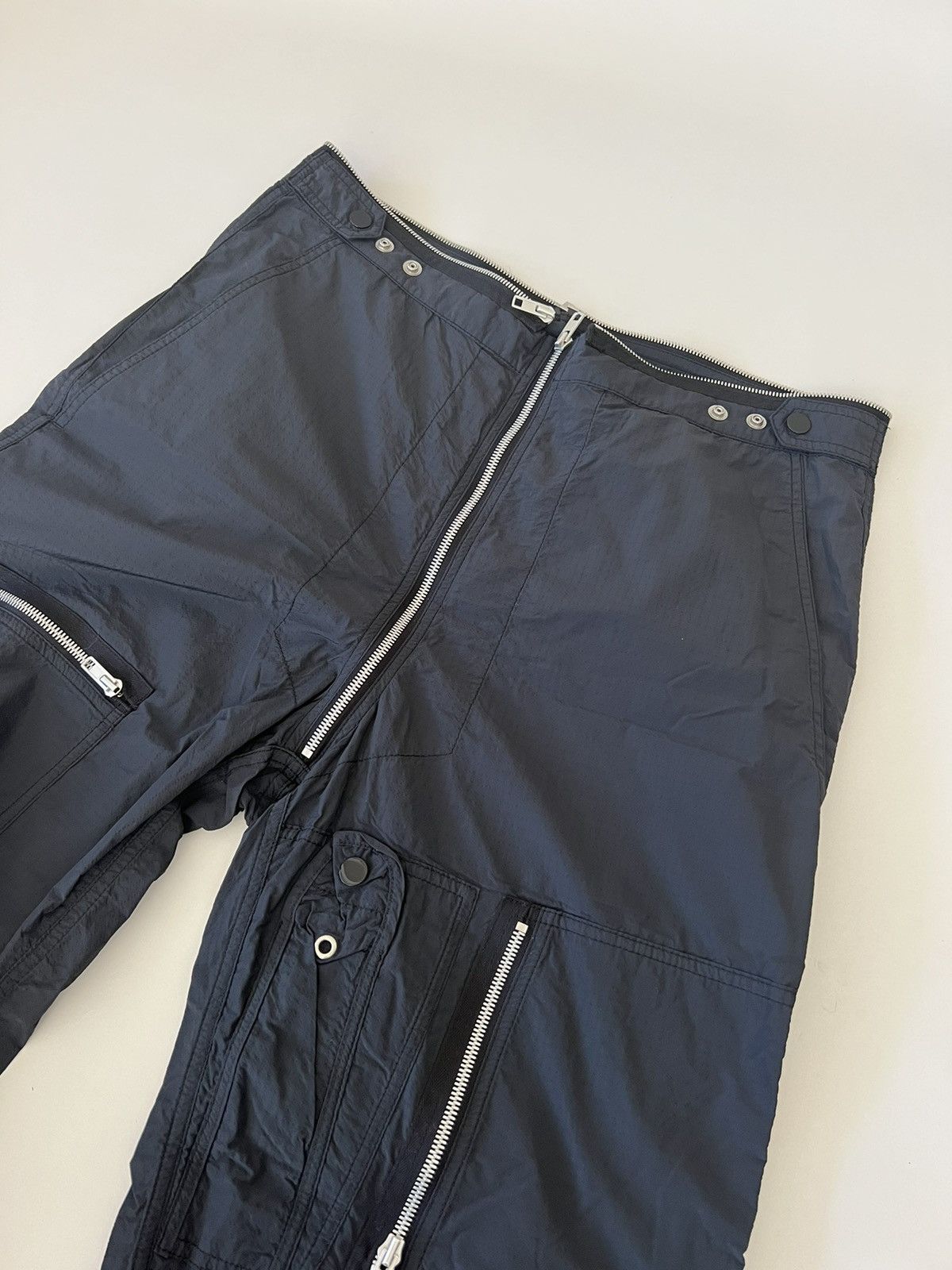 Maison Margiela Maison Margiela Zipped Nylon Cargo Pants Size US 30 / EU 46 - 5 Thumbnail