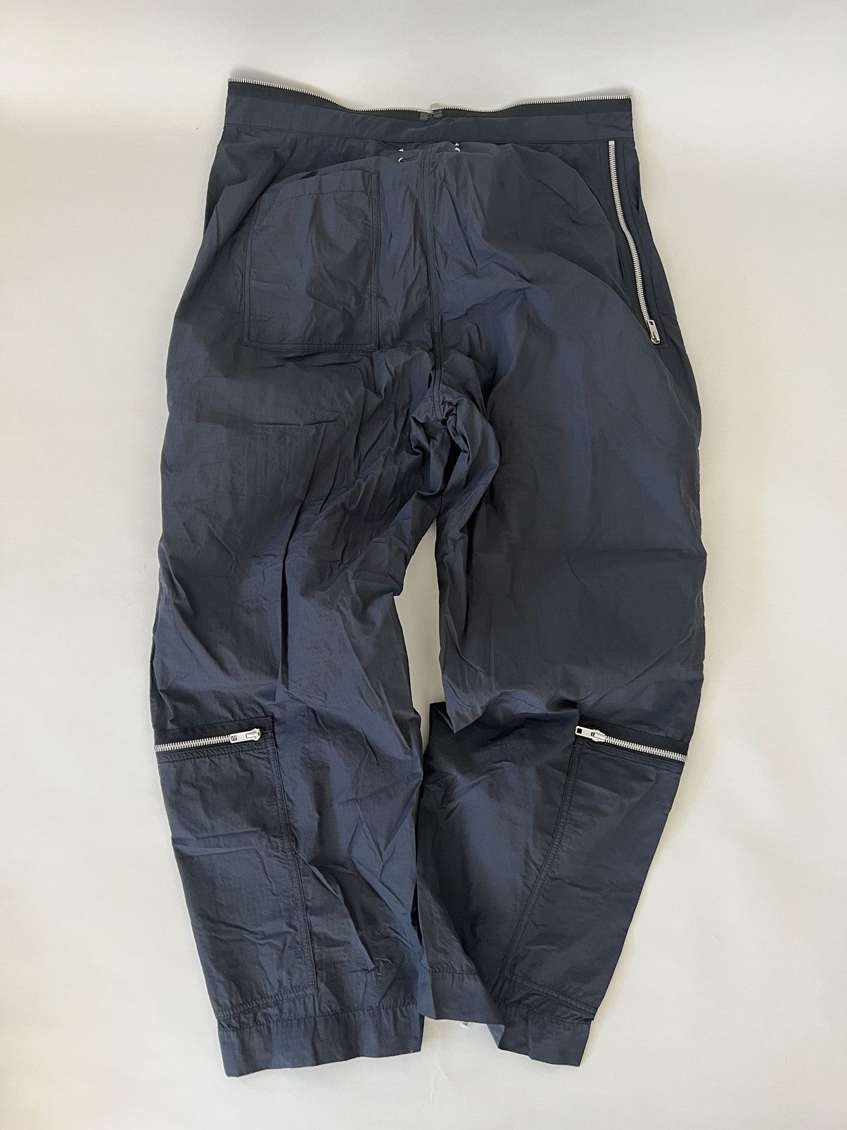 Maison Margiela Maison Margiela Zipped Nylon Cargo Pants Size US 30 / EU 46 - 2 Thumbnail