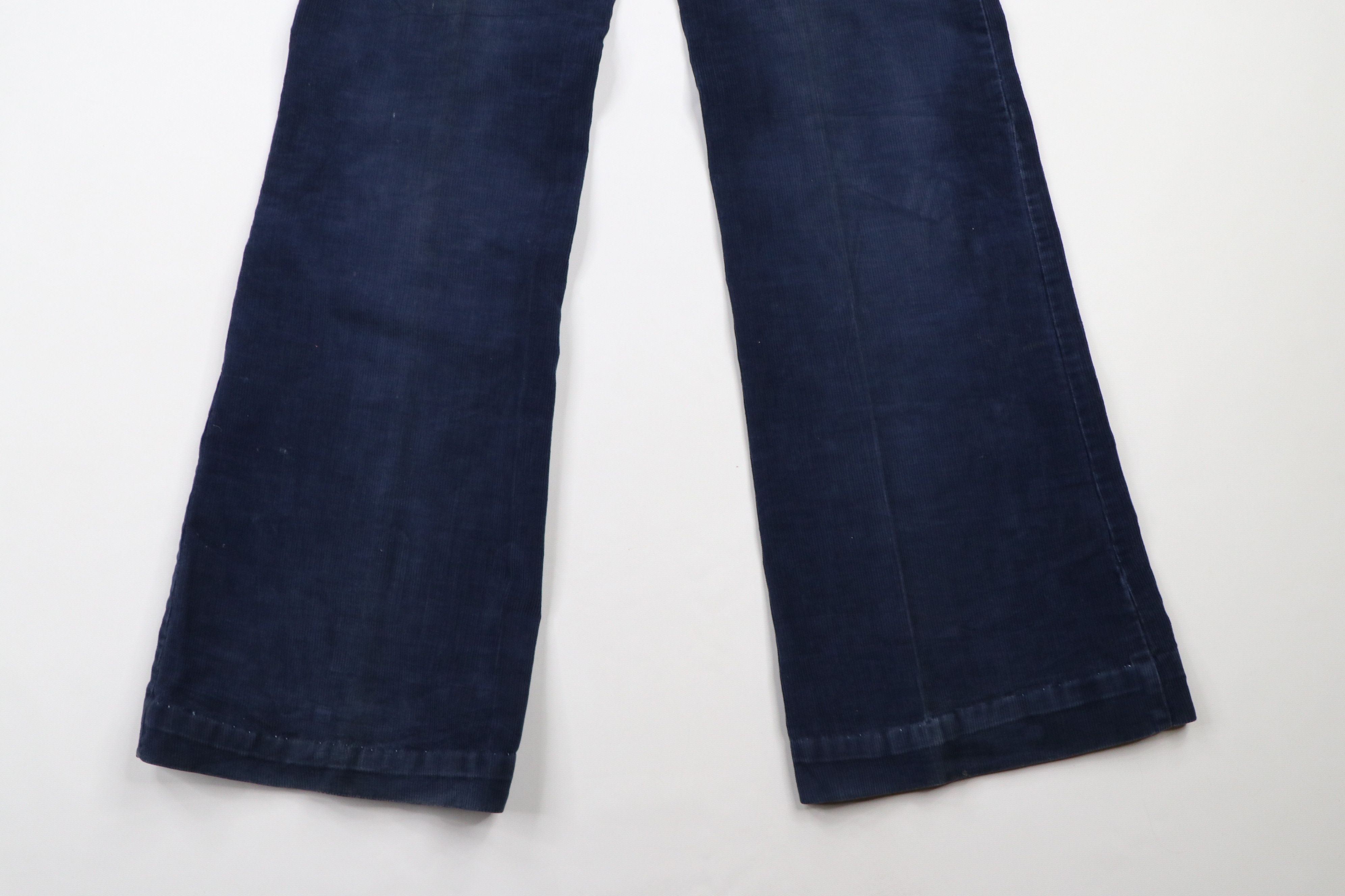 Vintage Vintage 70s Wide Leg Bell Bottom Corduroy Pants Navy USA Size US 30 / EU 46 - 11 Thumbnail