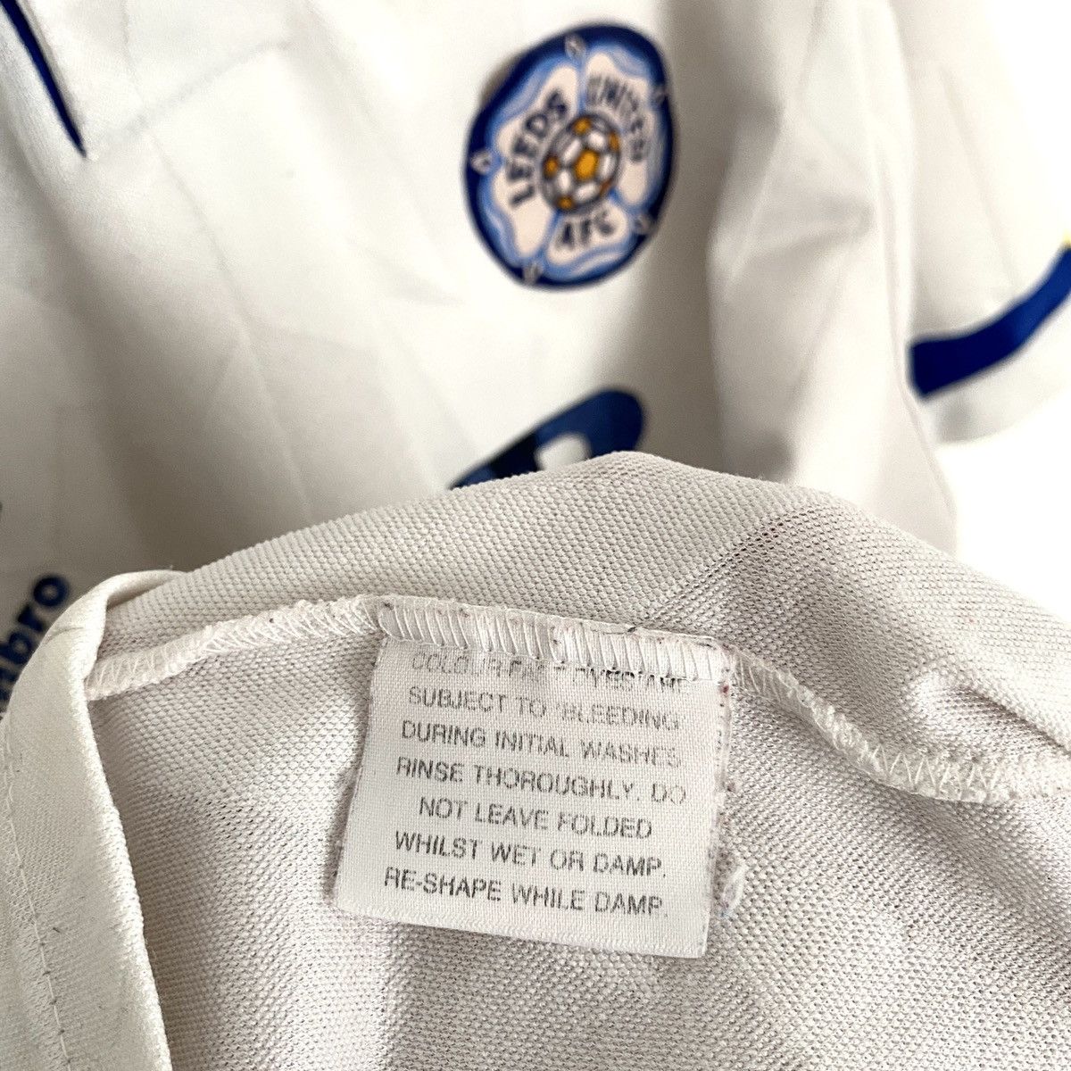 Umbro × Vintage 1990 1991 Leeds United Umbro Vintage Home Soccer Jersey Size US M / EU 48-50 / 2 - 8 Thumbnail