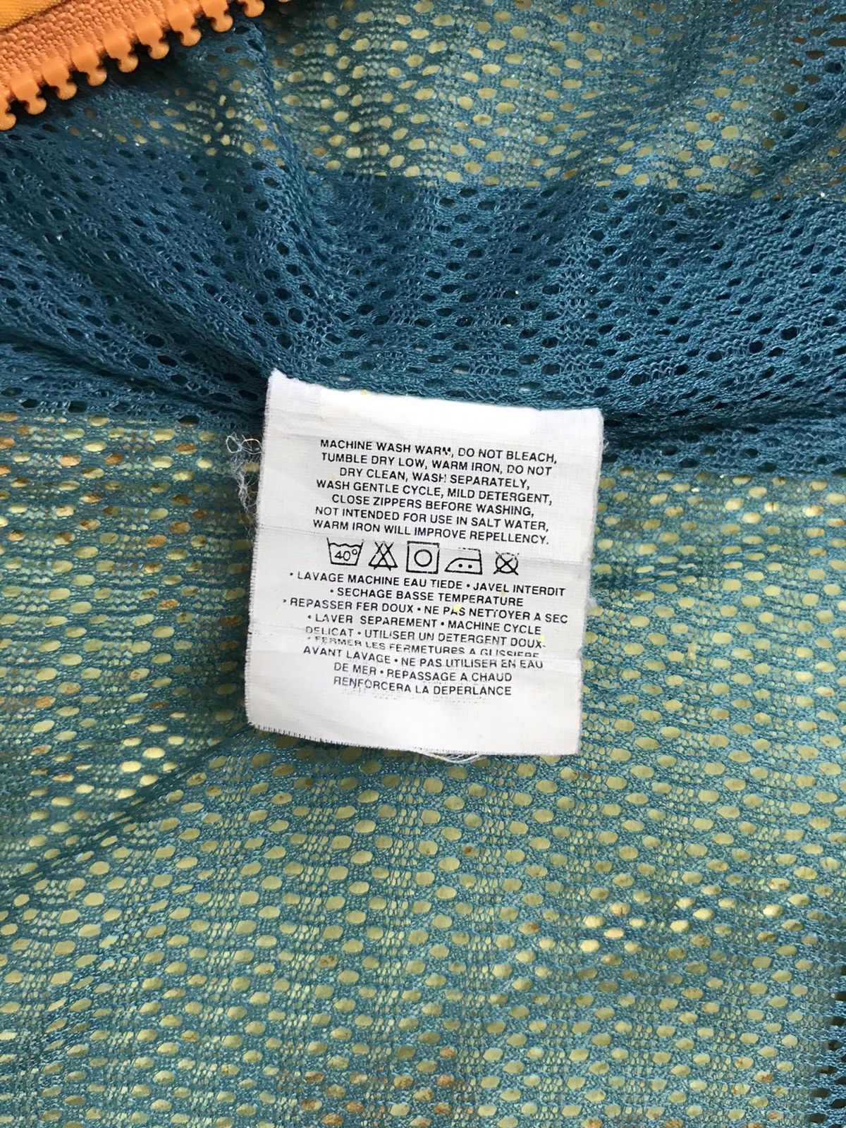 Patagonia Patagonia Windbreaker Hoodie Jacket Hiking Outdoor Size US L / EU 52-54 / 3 - 5 Thumbnail