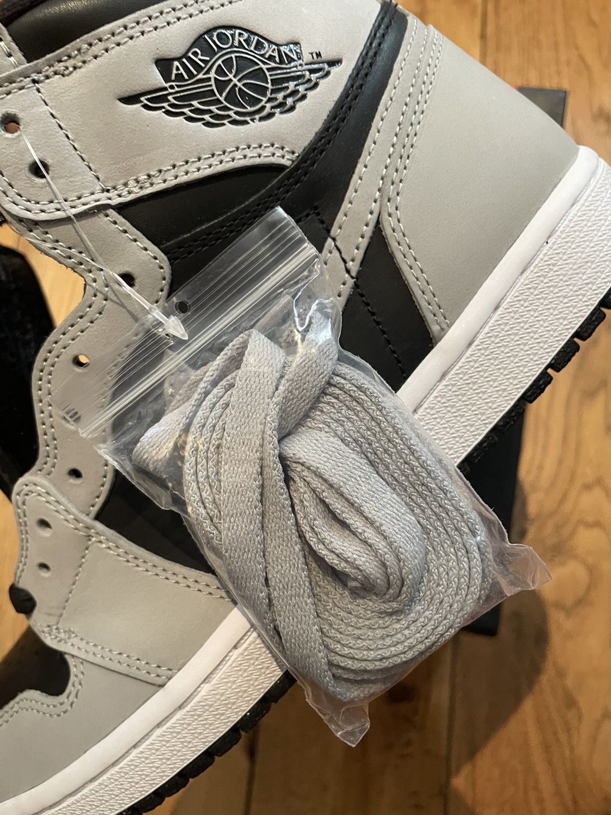 Jordan Brand × Nike Air Jordan 1 Retro High OG Shadow 2.0 2021 Size US 9 / EU 42 - 9 Thumbnail
