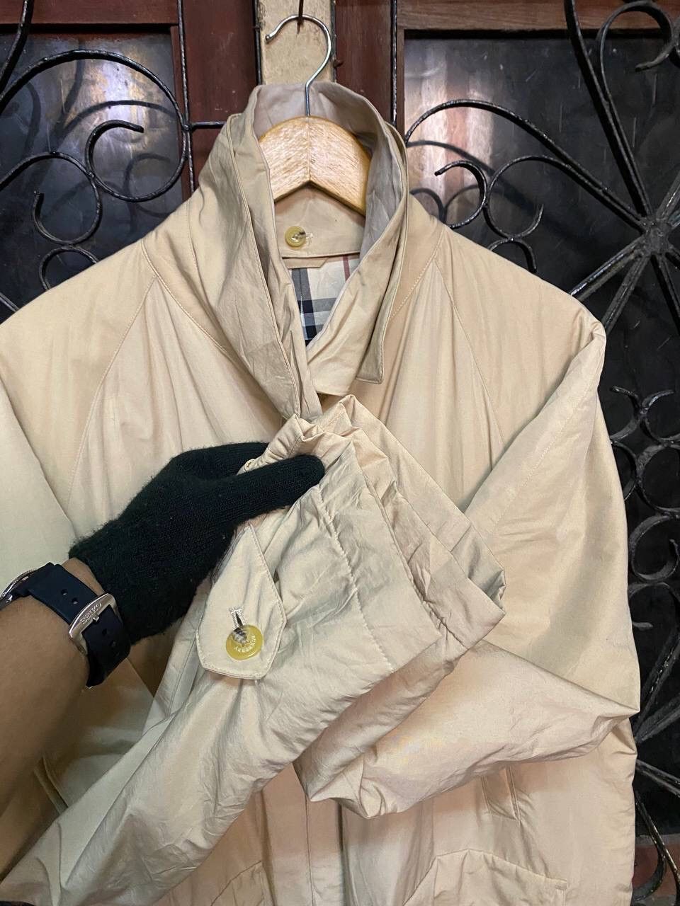 Burberry BURBERRY LONDON PRORSUM PLAID BEIGE GABARDINE TRENCH COAT Size US L / EU 52-54 / 3 - 10 Thumbnail