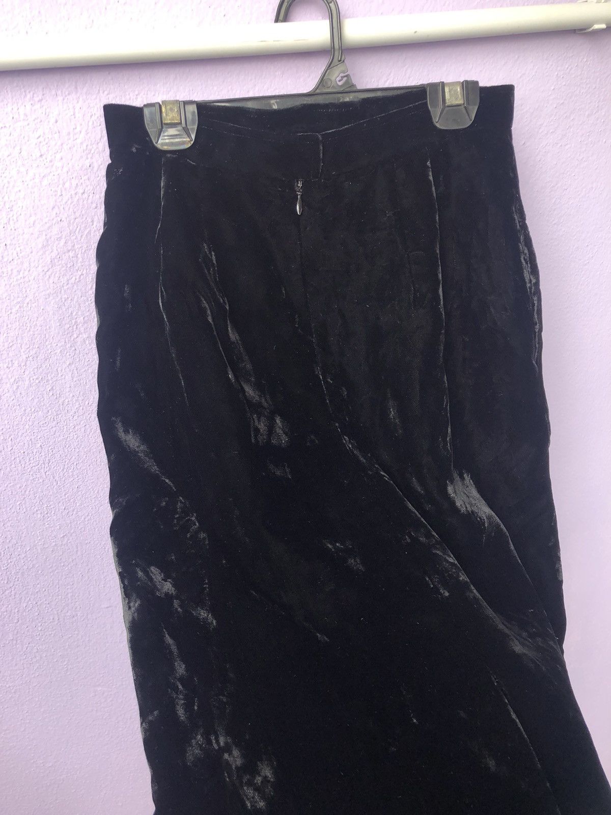 Christian Dior Monsieur × Dior Vintage Christian Dior Velvet Midi Skirt Size 25" / US 0 / IT 36 - 7 Thumbnail