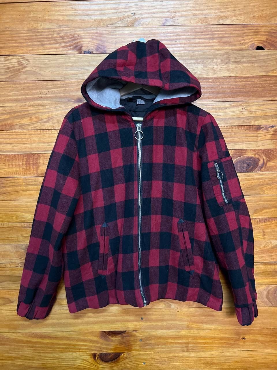 image of Divided H&m Plaid Red Hoodie Jacket, Men's (Size Medium)