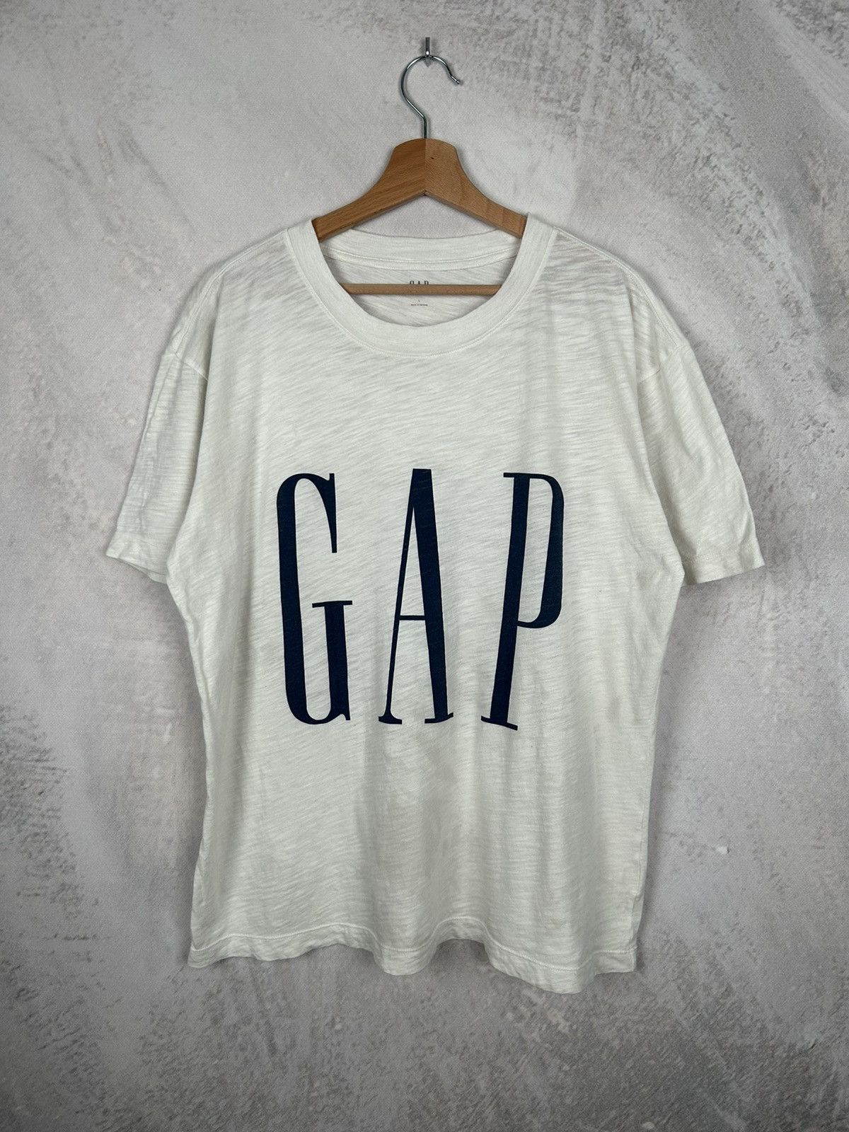 Gap Vintage GAP Spellout Logo Tee Kanye West Streetwear Size US L / EU 52-54 / 3 - 1 Thumbnail