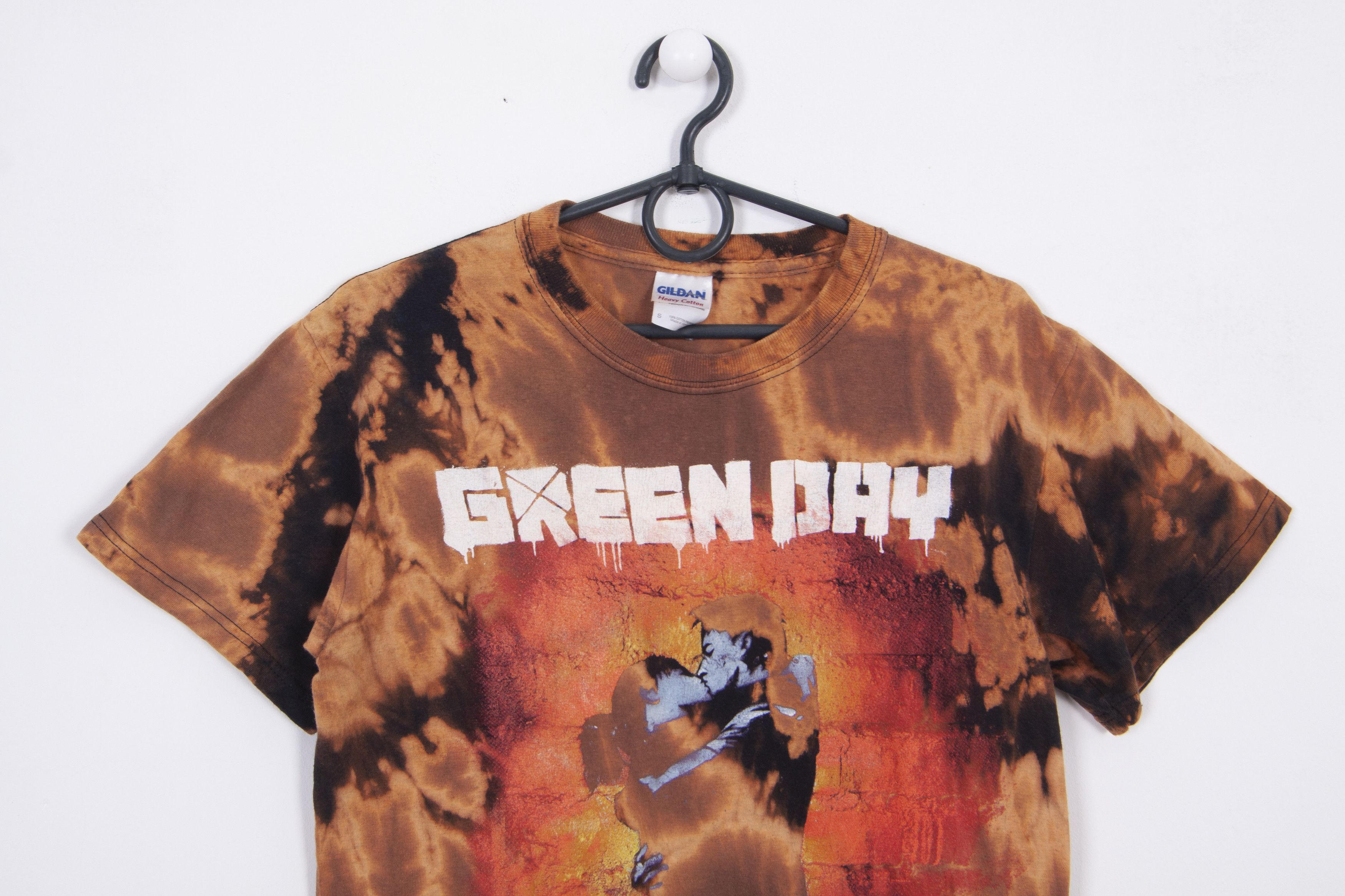 Band Tees ©2009 Green Day 21st Century Breakdown Tie Dye Band Tee Size US S / EU 44-46 / 1 - 3 Thumbnail