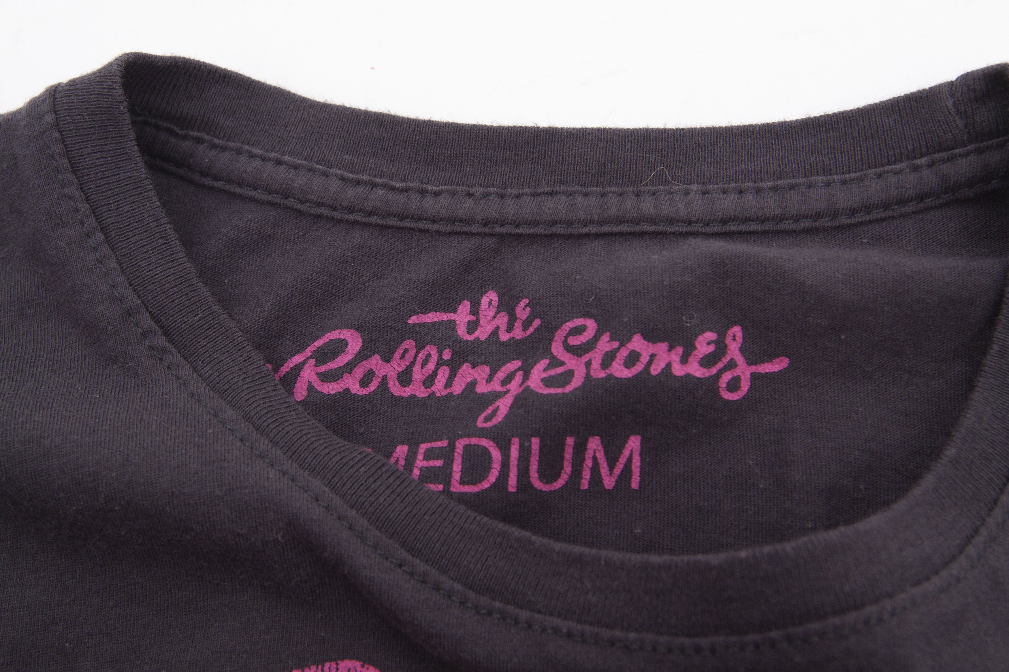 Band Tees × The Rolling Stones × Vintage Vintage The Rolling Stones Faded Black T Shirt M Band Tour Size US M / EU 48-50 / 2 - 6 Thumbnail