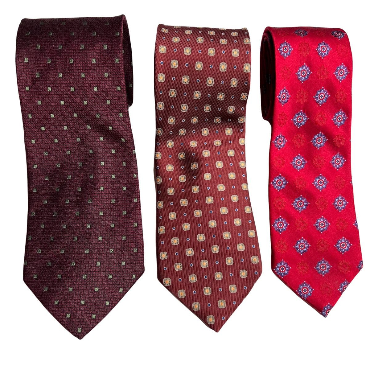 Firenze 3 Assorted Medallion Red Silk Ties Size ONE SIZE - 1 Thumbnail