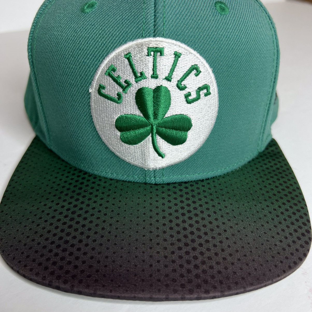 Adidas Adidas Snap Back NBA Boston Celtics Gradient Brim Cap Hat Size ONE SIZE - 2 Thumbnail