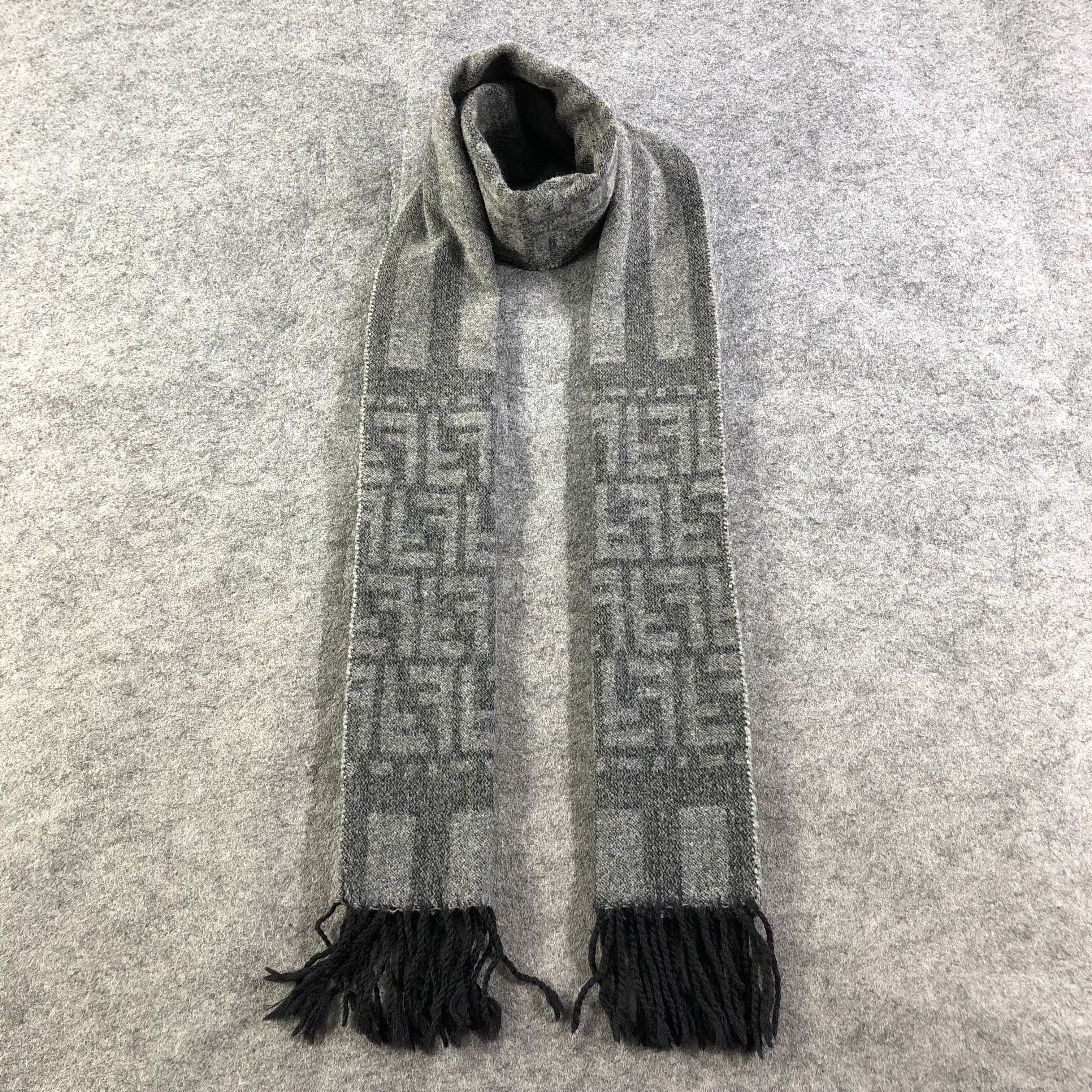 Vintage Fendi FF Monogram Wool Scarf Muffler V1366 Size ONE SIZE - 1 Thumbnail