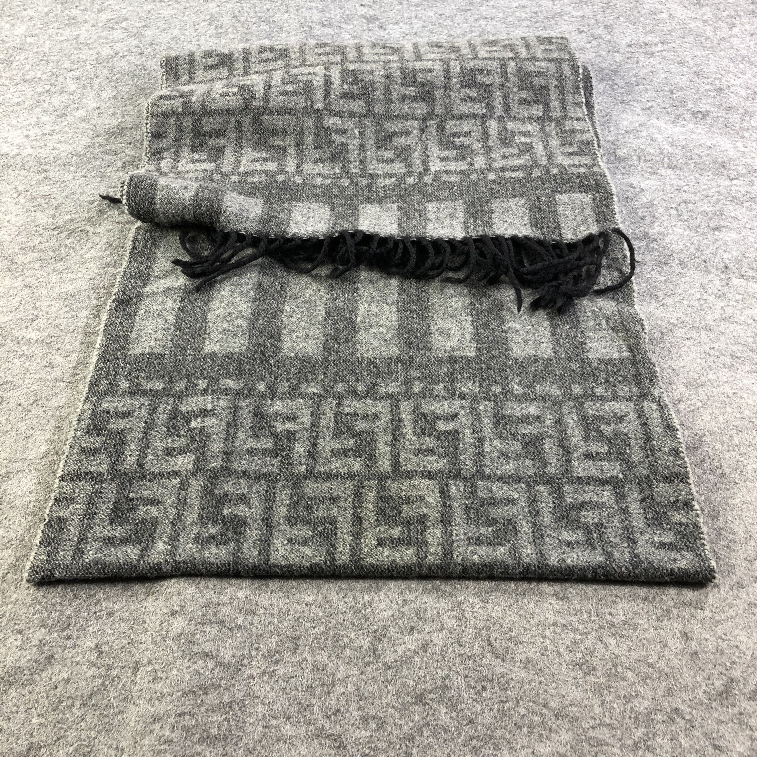 Vintage Fendi FF Monogram Wool Scarf Muffler V1366 Size ONE SIZE - 4 Thumbnail