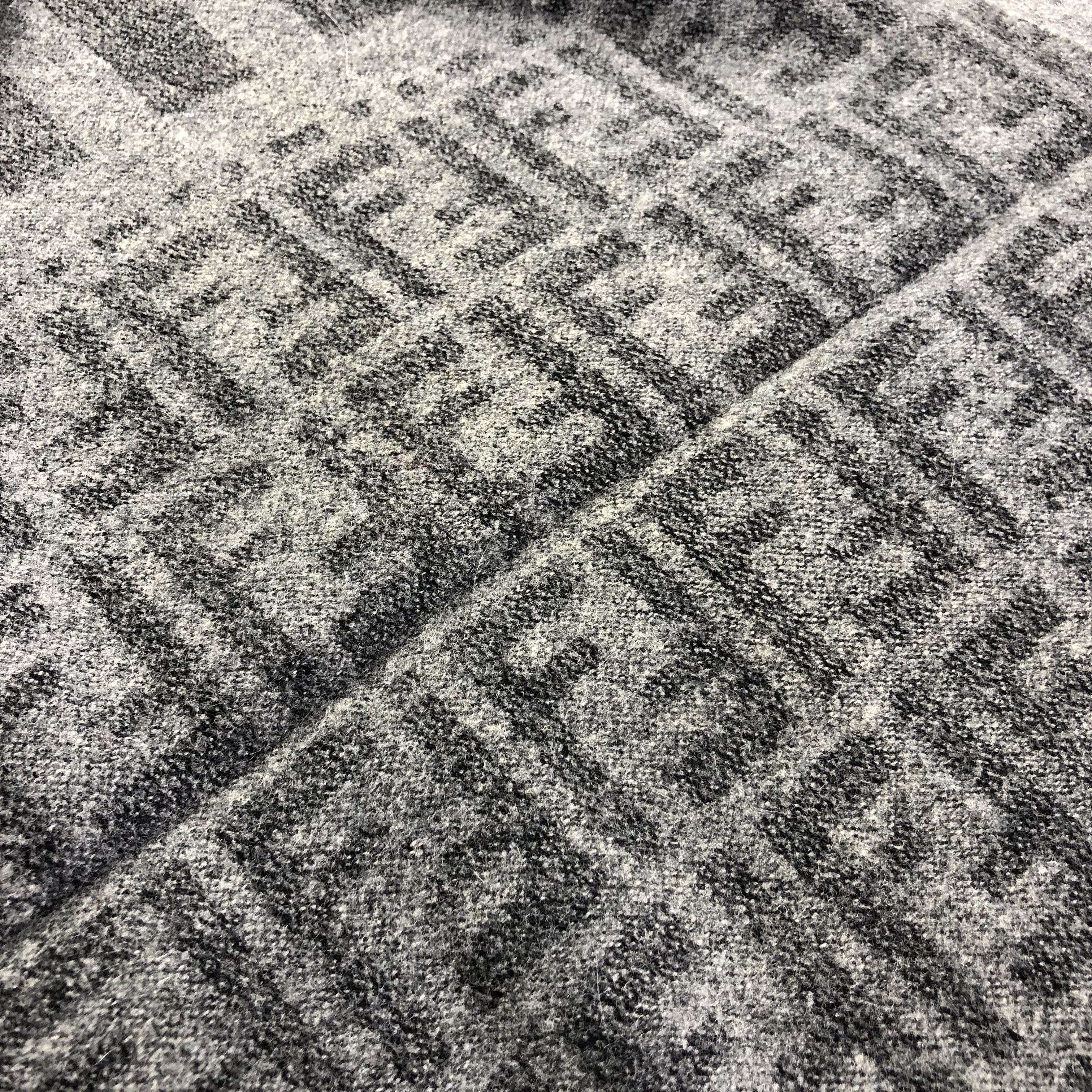 Vintage Fendi FF Monogram Wool Scarf Muffler V1366 Size ONE SIZE - 5 Thumbnail