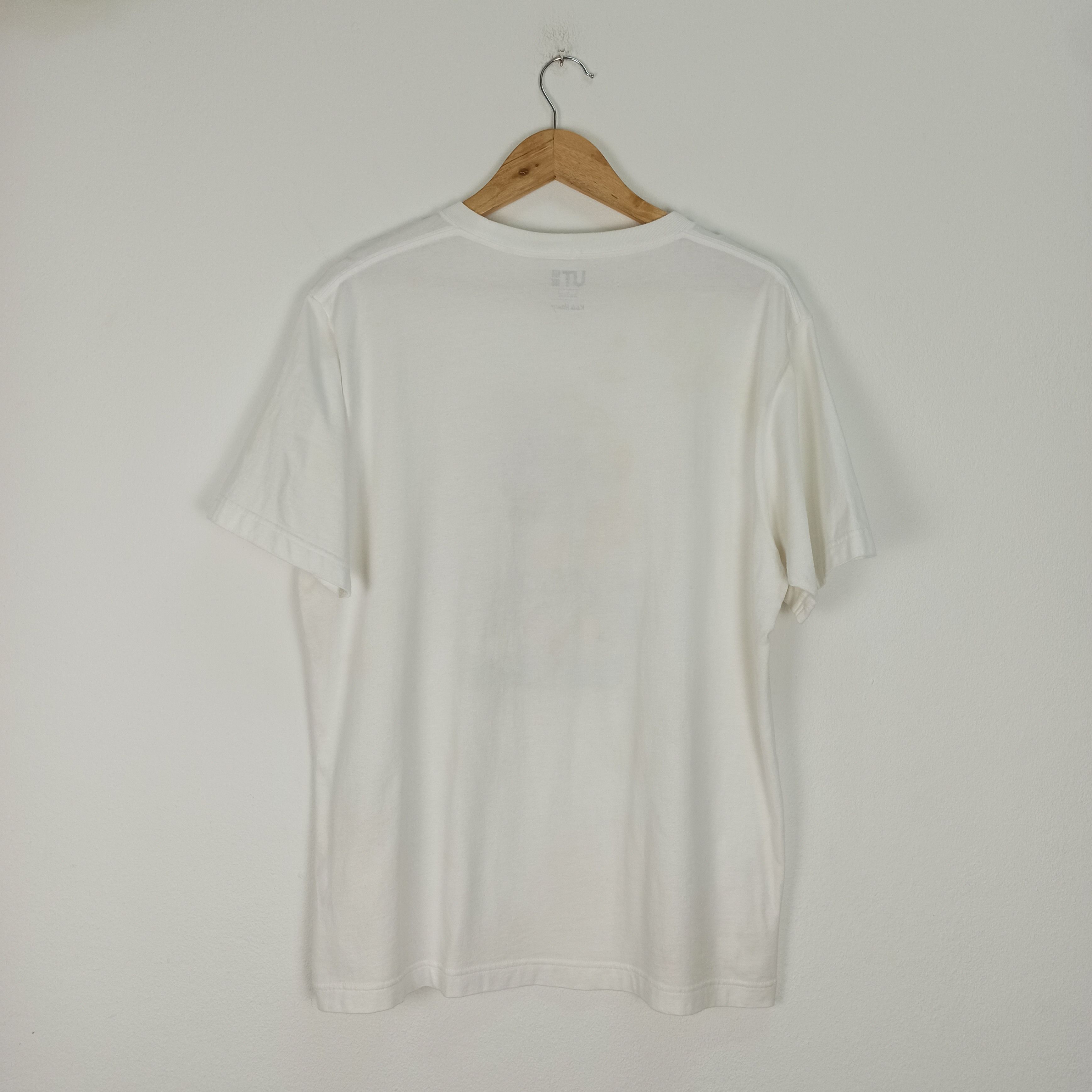 Keith Haring Uniqlo Pop Shop Tokyo by Keith Haring Tshirt Size US L / EU 52-54 / 3 - 3 Thumbnail