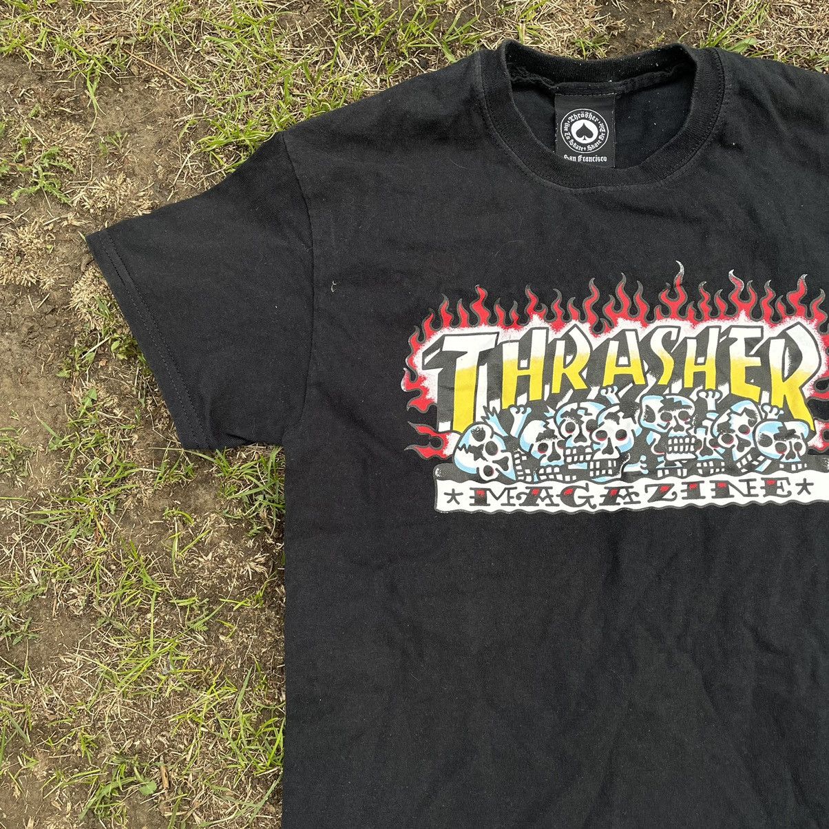 Vintage Vintage Y2K Thrasher Sun Faded Graphic Tee Skate Small Baggy Size US S / EU 44-46 / 1 - 2 Thumbnail