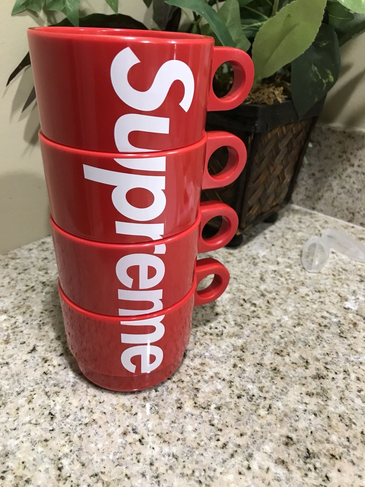 Supreme Stacking Cups